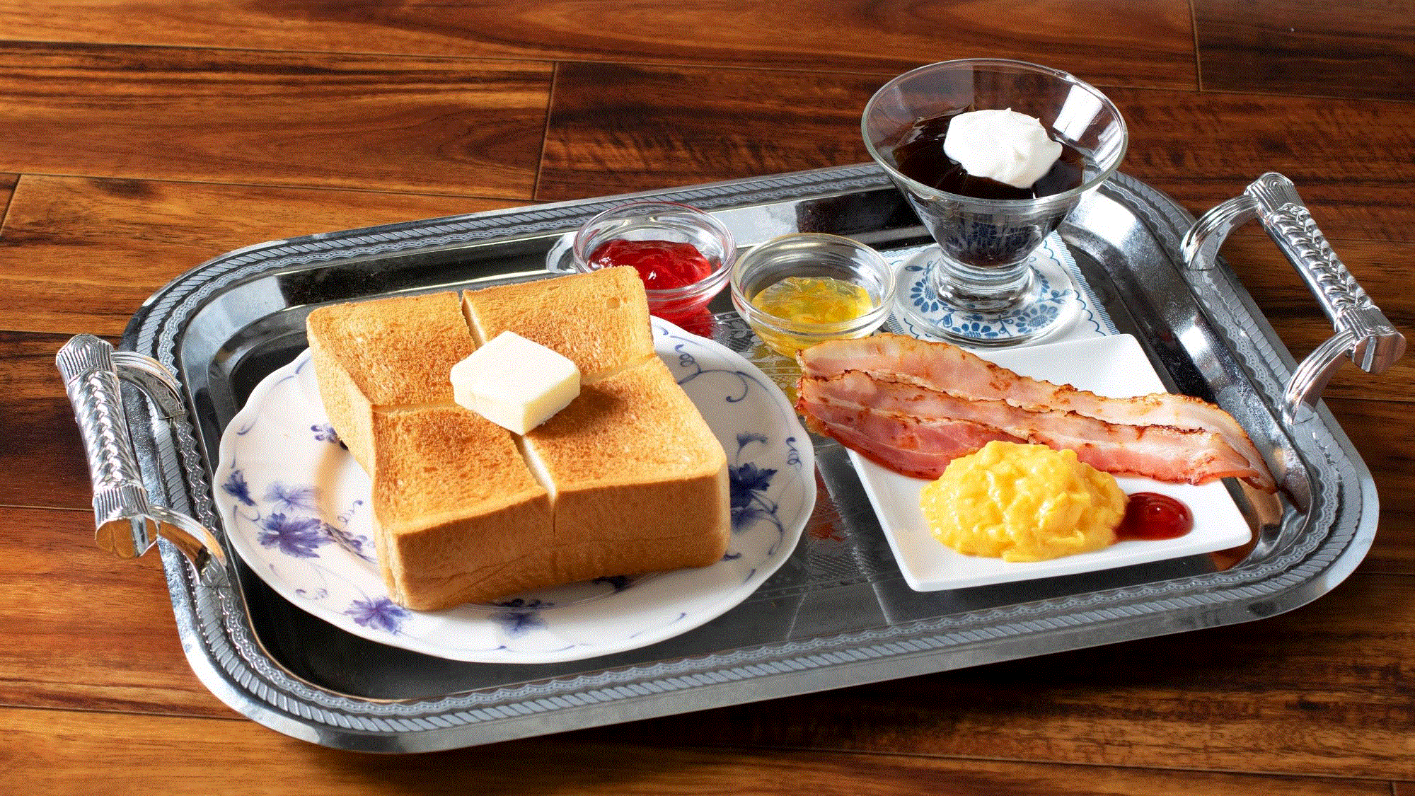 厚切りトーストセット