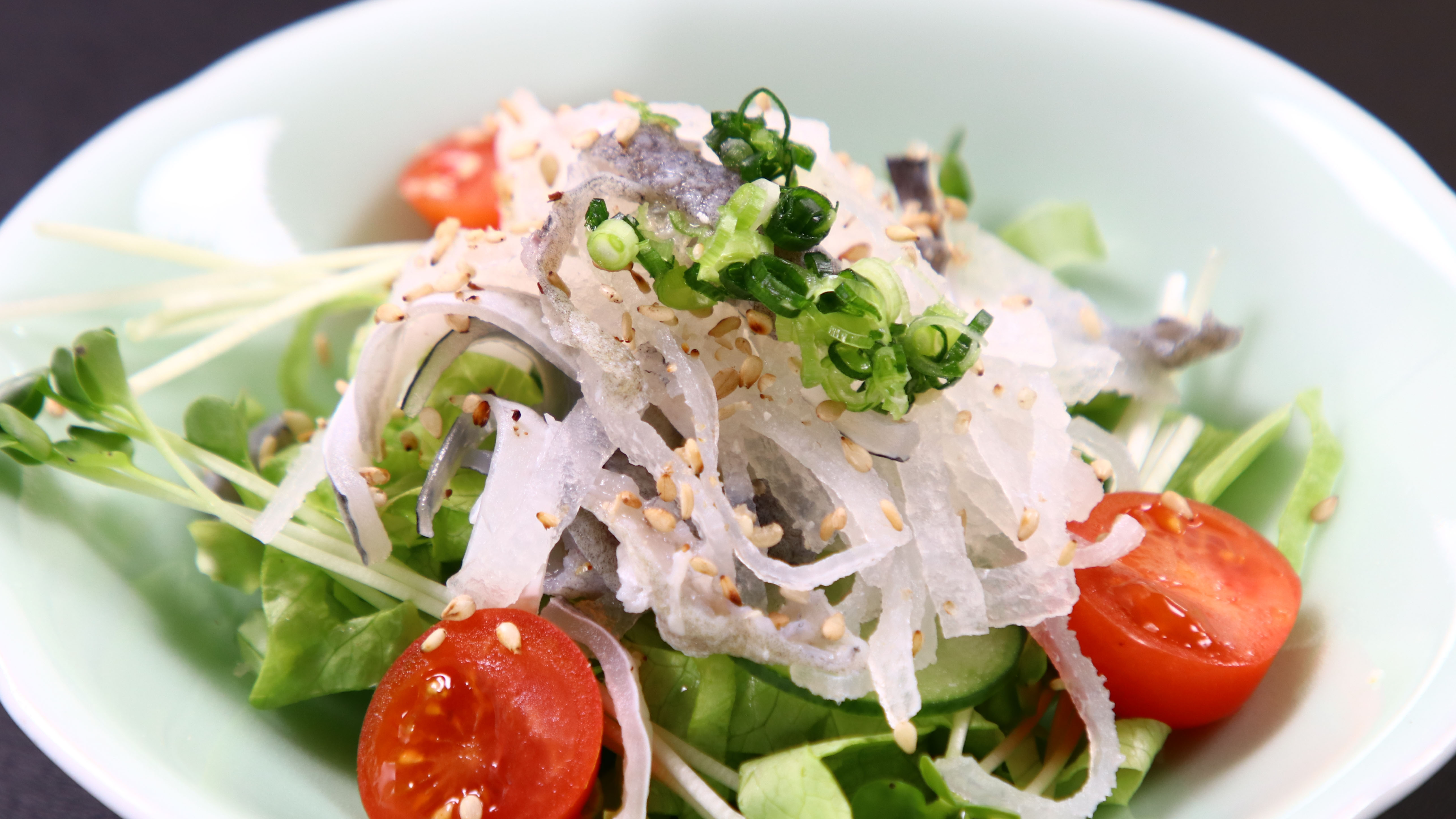 季節の食材を味わう、さっぱりしたてっぴサラダ*