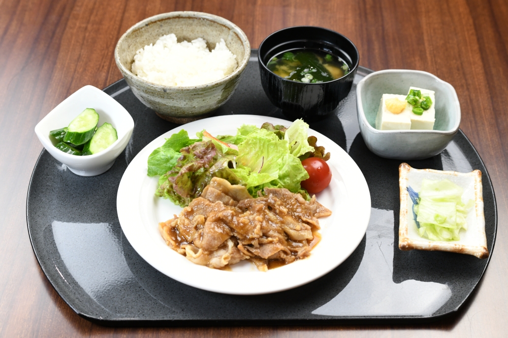 選べる定食（生姜焼き）