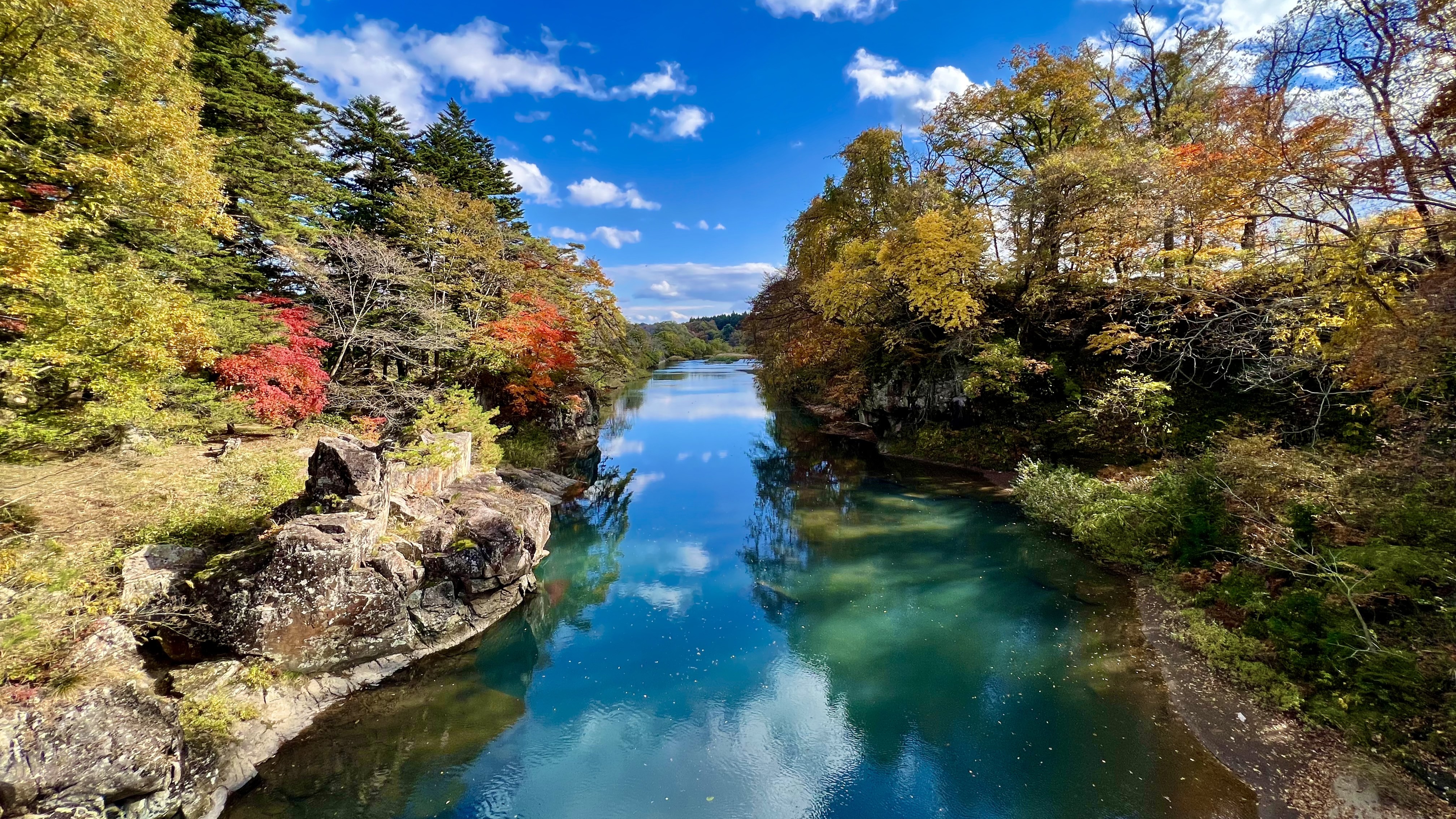 《厳美渓(げんびけい)》紅葉&times;厳美渓