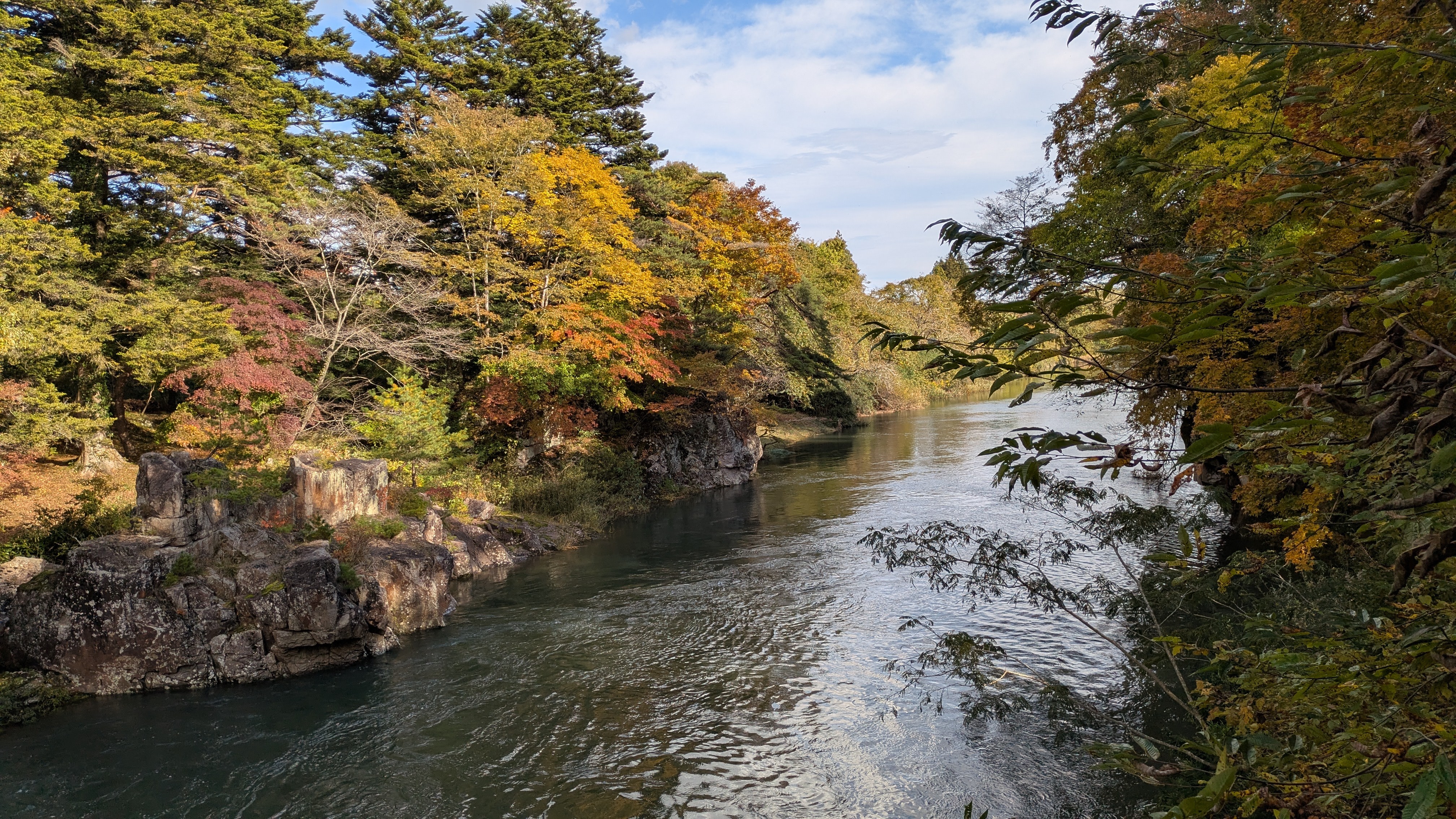 《厳美渓(げんびけい)》磐井川の美しい流れ