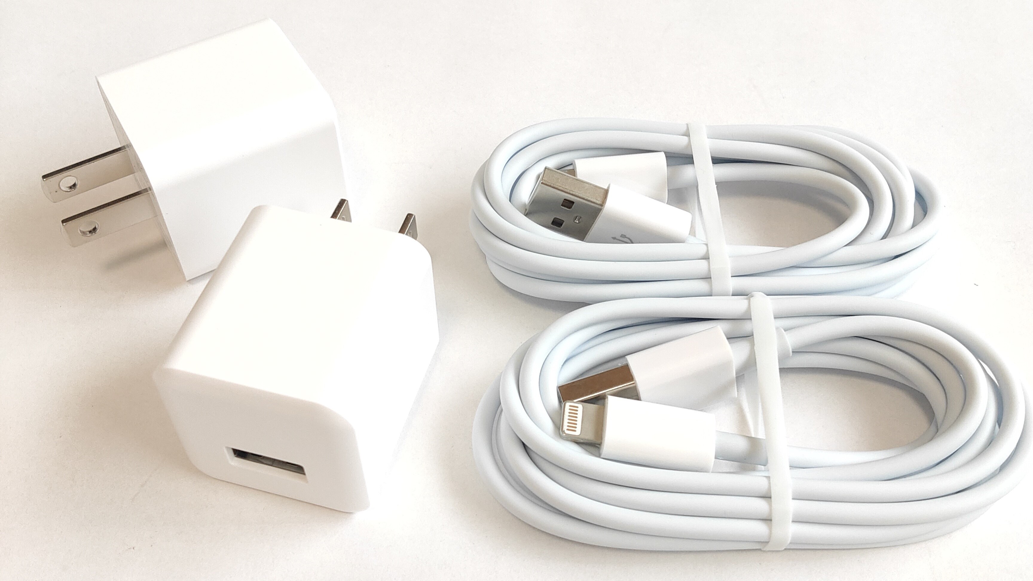 《お貸し出し品》各種充電器