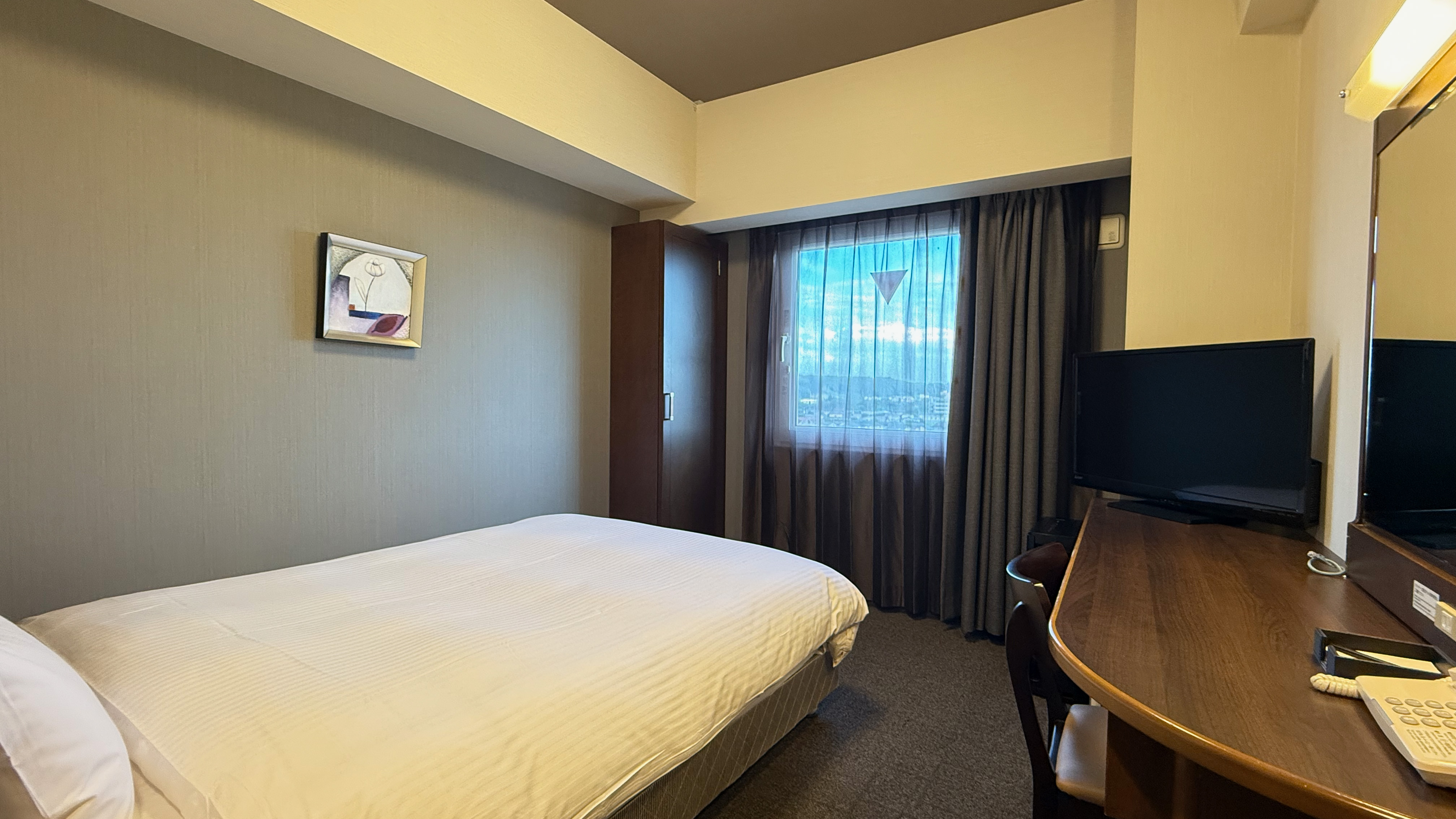 《スタンダードシングル》ゆったり140cm幅ベッド