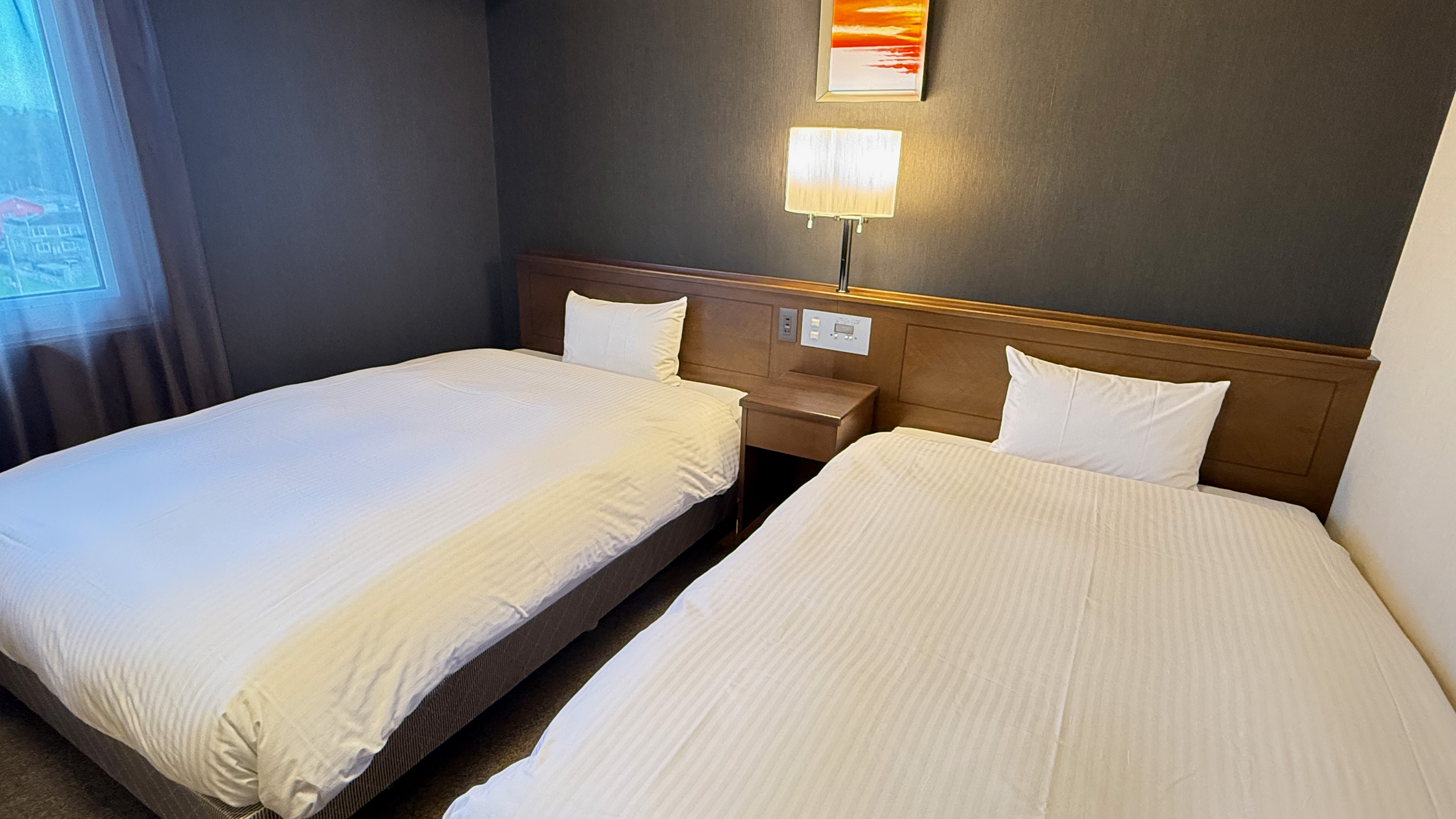 《スタンダードツイン》120cm幅ベッド2台　添い寝できます！