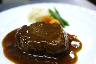 牛タンのシチュー