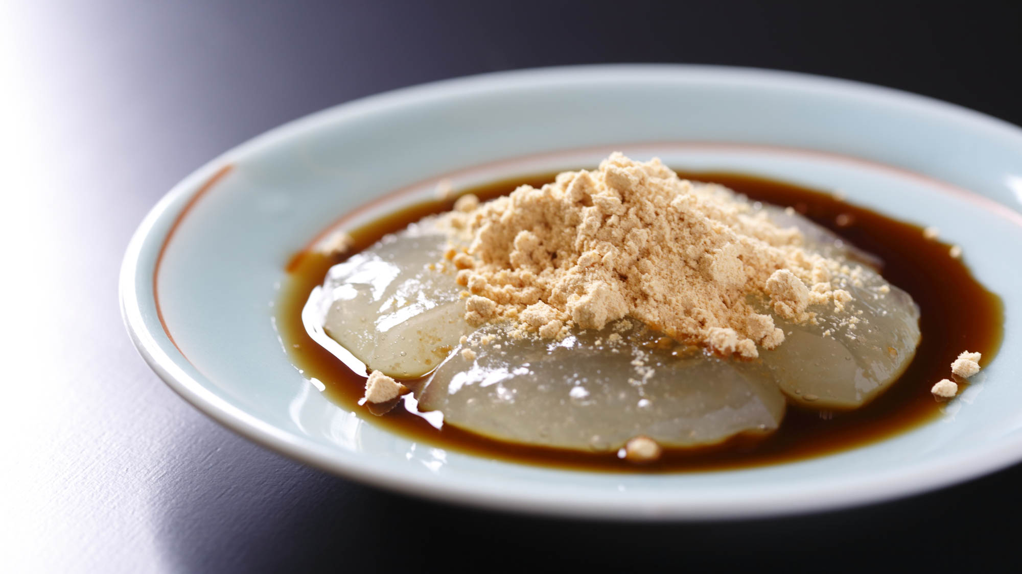 【吉野本葛天極堂"葛もち"】「ぷるぷる、とろ～り」とした特徴的な食感