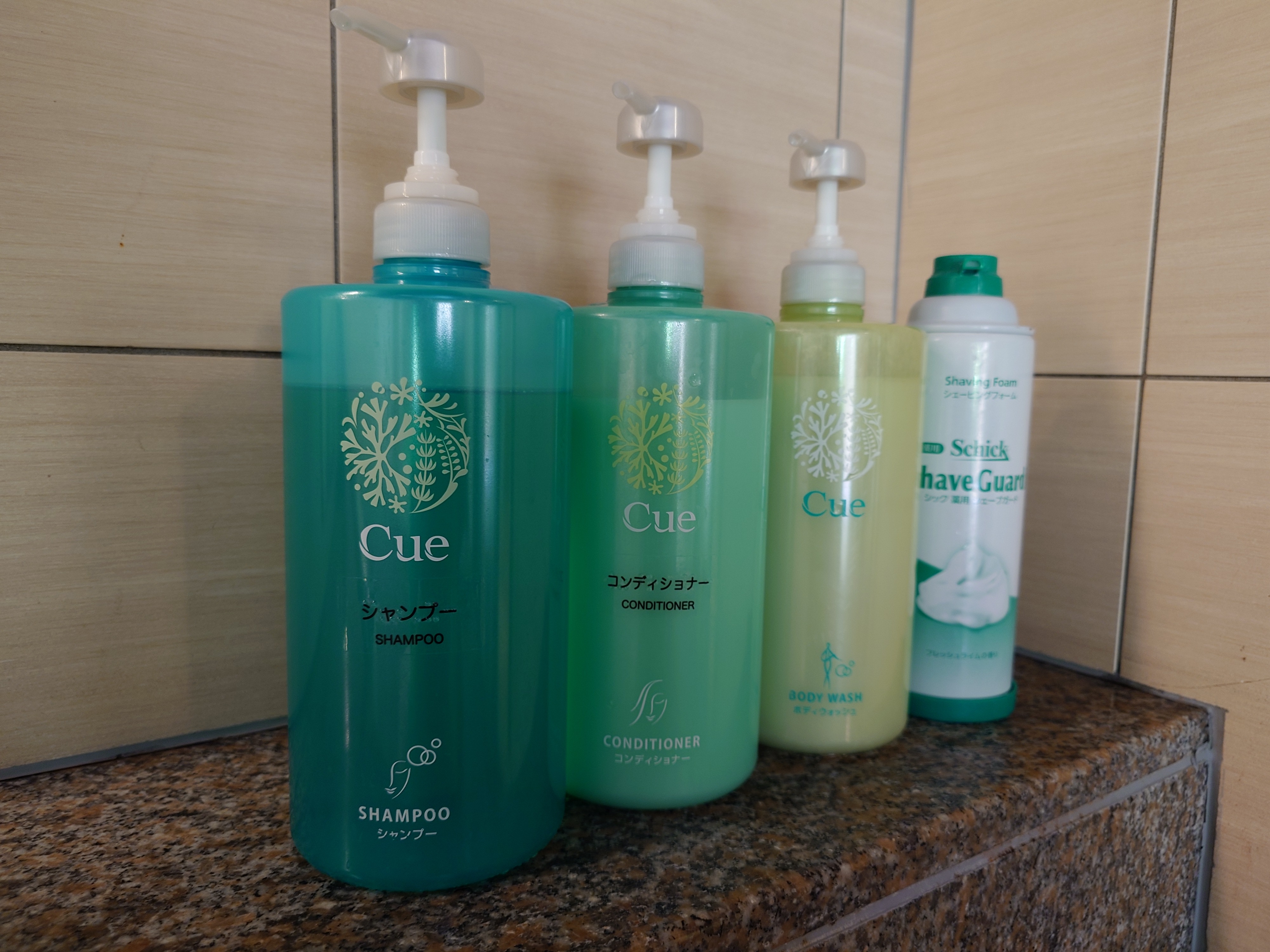 男性大浴場シャンプー類