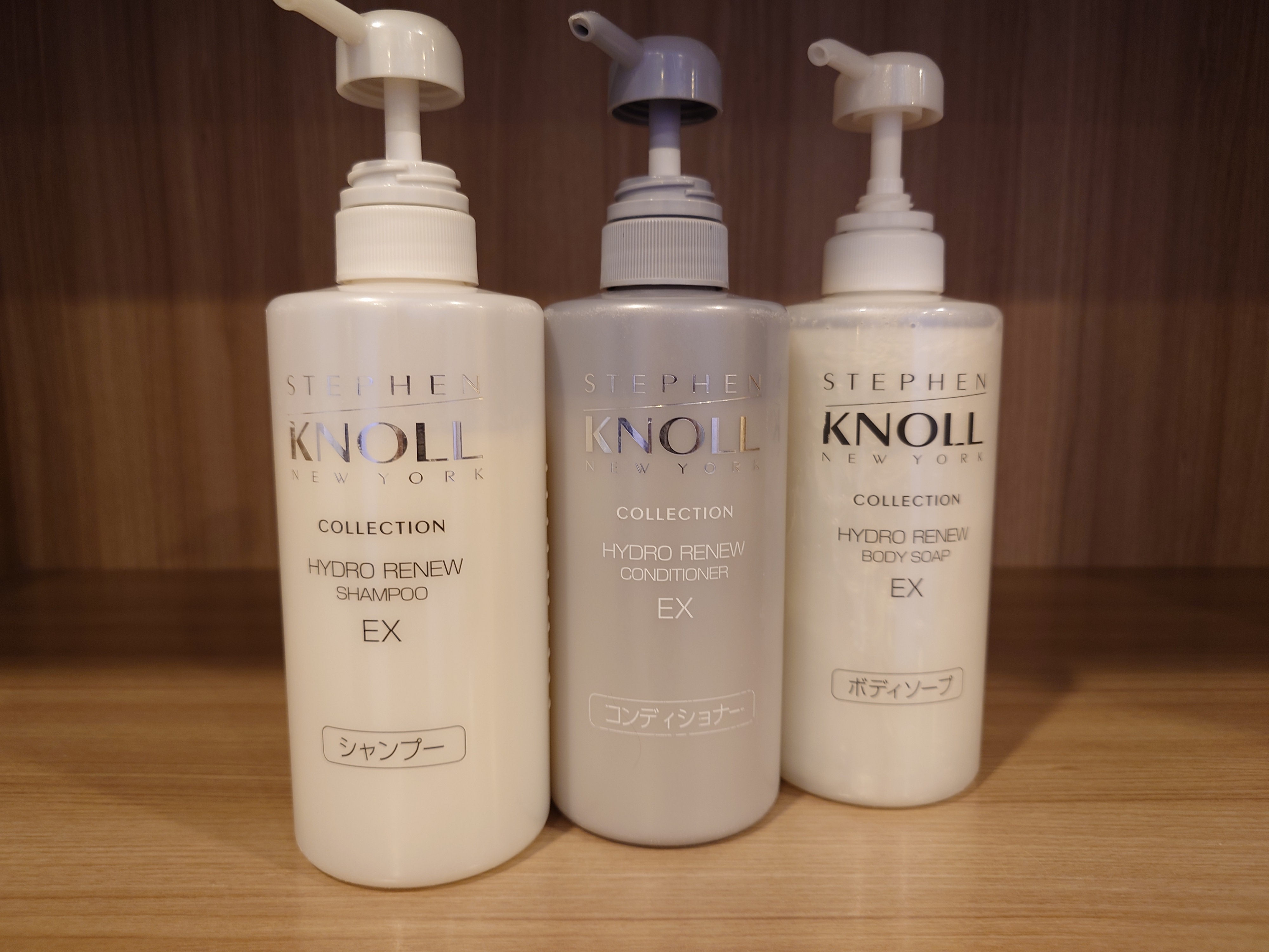 女性大浴場内設置シャンプー類