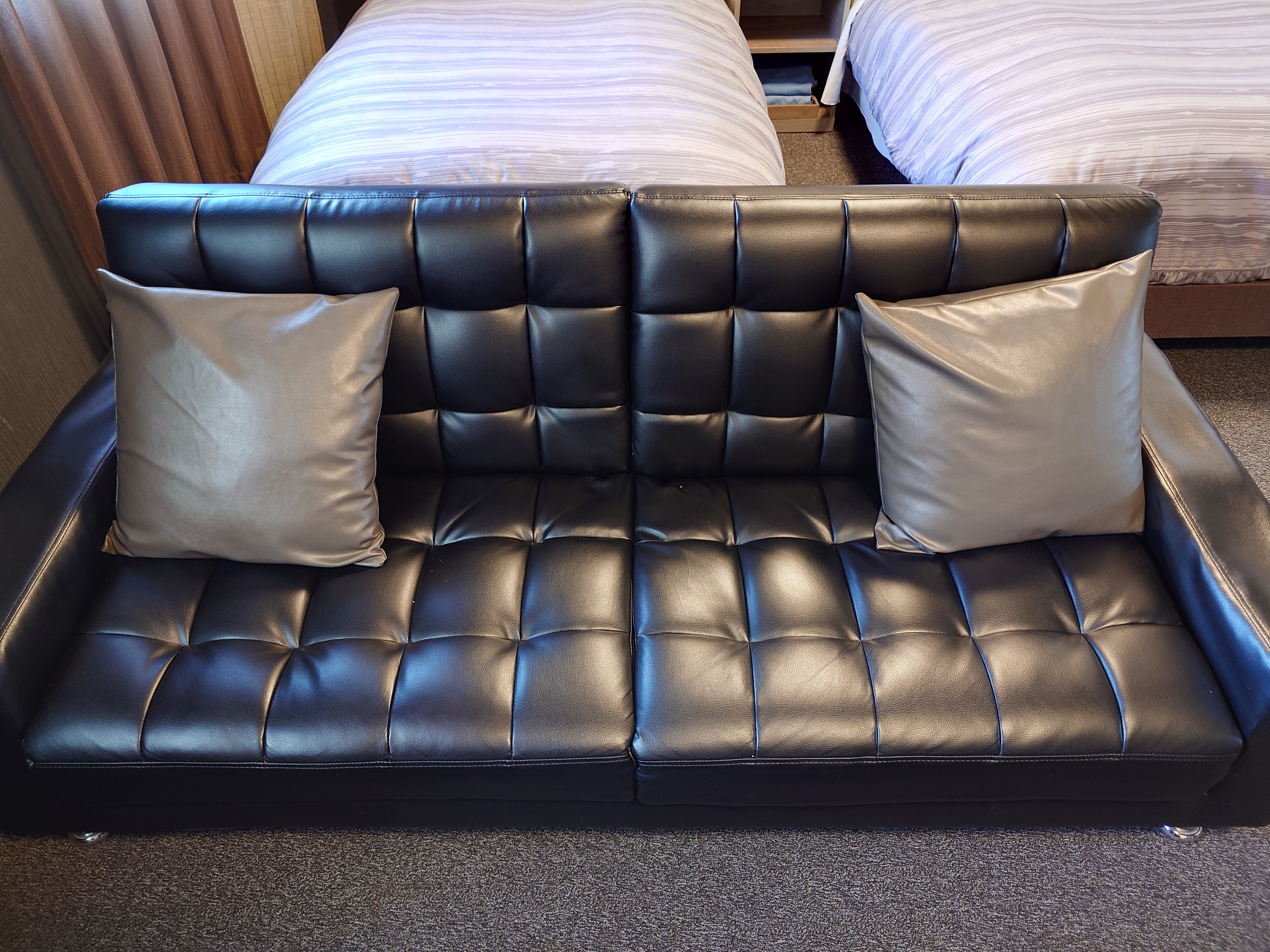 グランドアネックス　デラックスツイン　ソファー