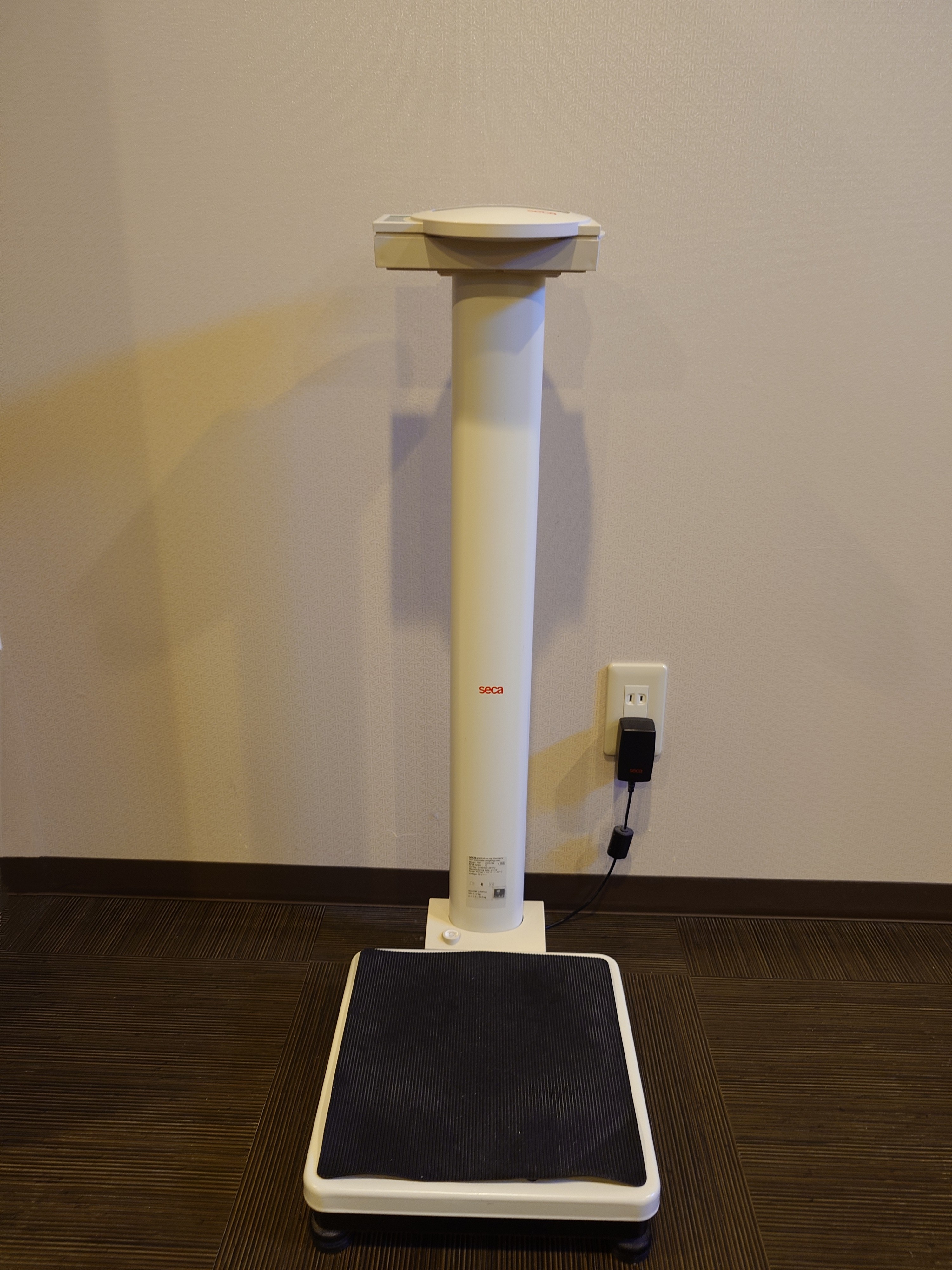 グランドアネックス　大浴場　体重計