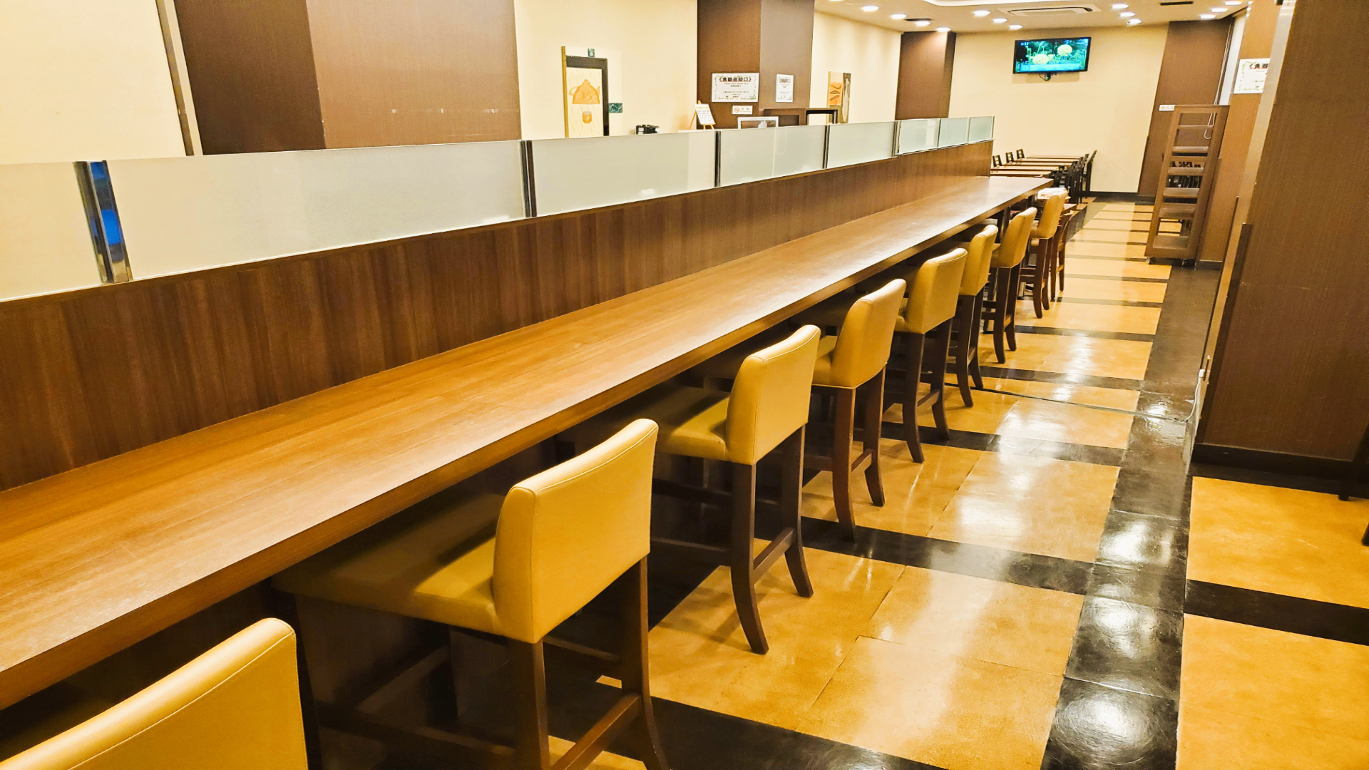 朝食レストラン　カウンター席