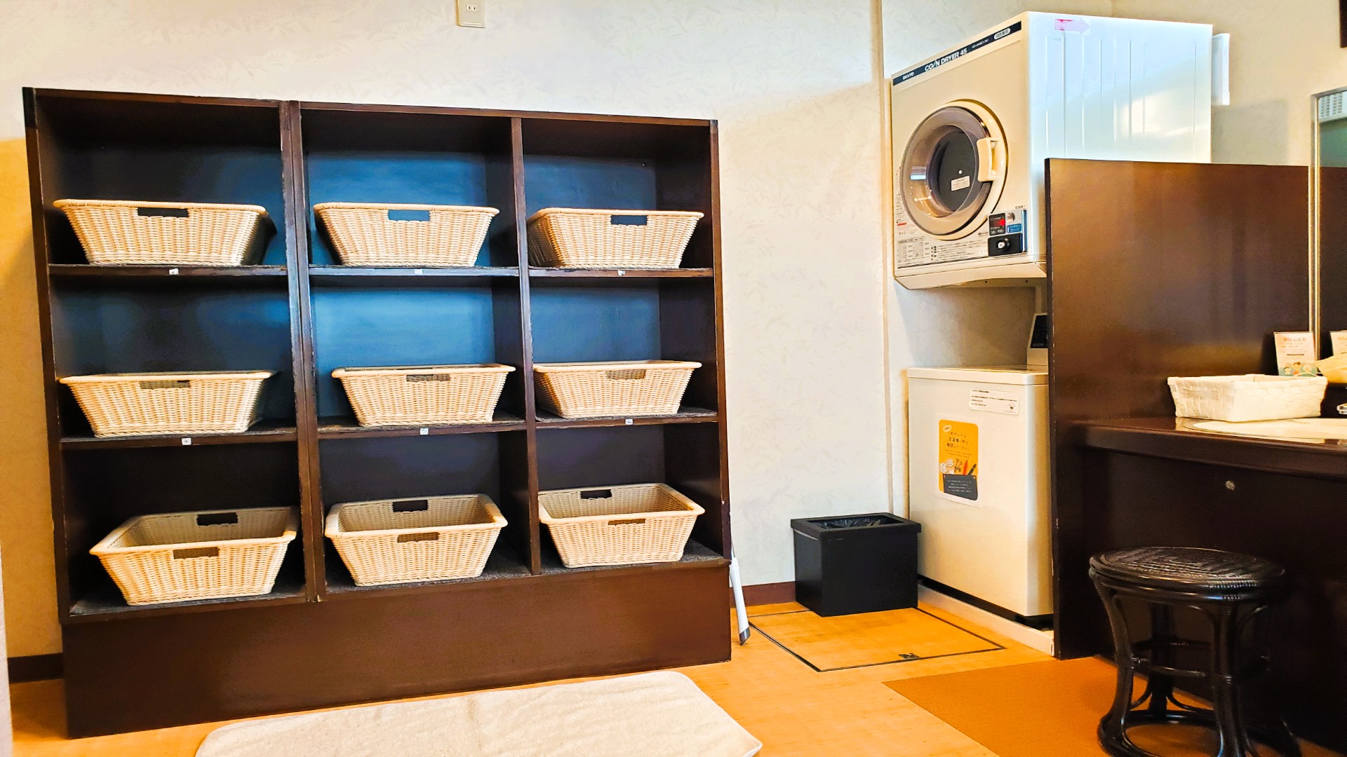 女性大浴場脱衣所