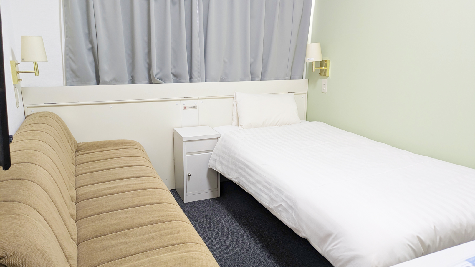 ソファ付きシングル三番町