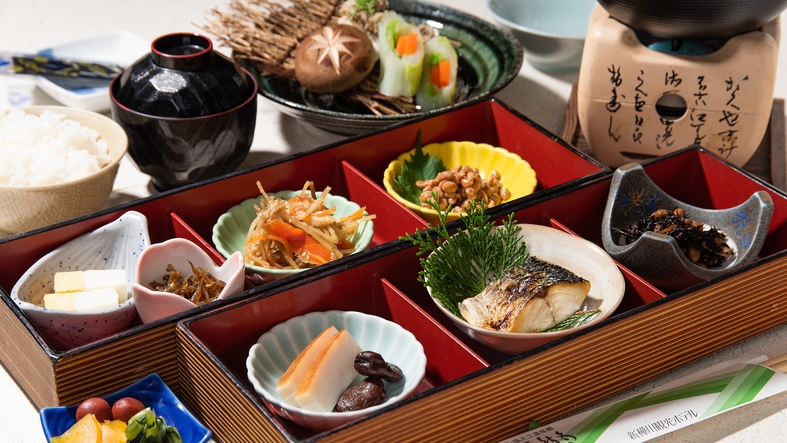 【秋冬SALE】2食付◆塩江温泉をお部屋でも♪一番人気！白味噌鍋を味わう和会席