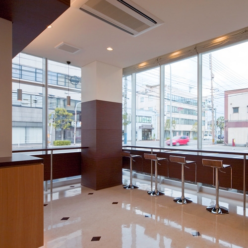 【当館のスタンダード！】駐車場＆ご朝食無料！朝食は6：00AM〜朝早いご出発にも安心！