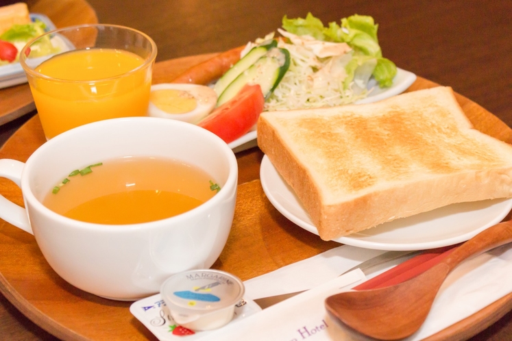 ●朝食●おおいたの老舗が作る濃厚な生クリーム食パンの洋食プレート(和食もお選びいただけます)