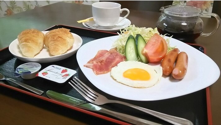 民宿かんこう　／　縁楽（えんらく）　朝食付（洋食限定）