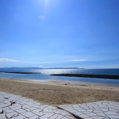 宿から四郎ケ浜ビーチまで徒歩5分！