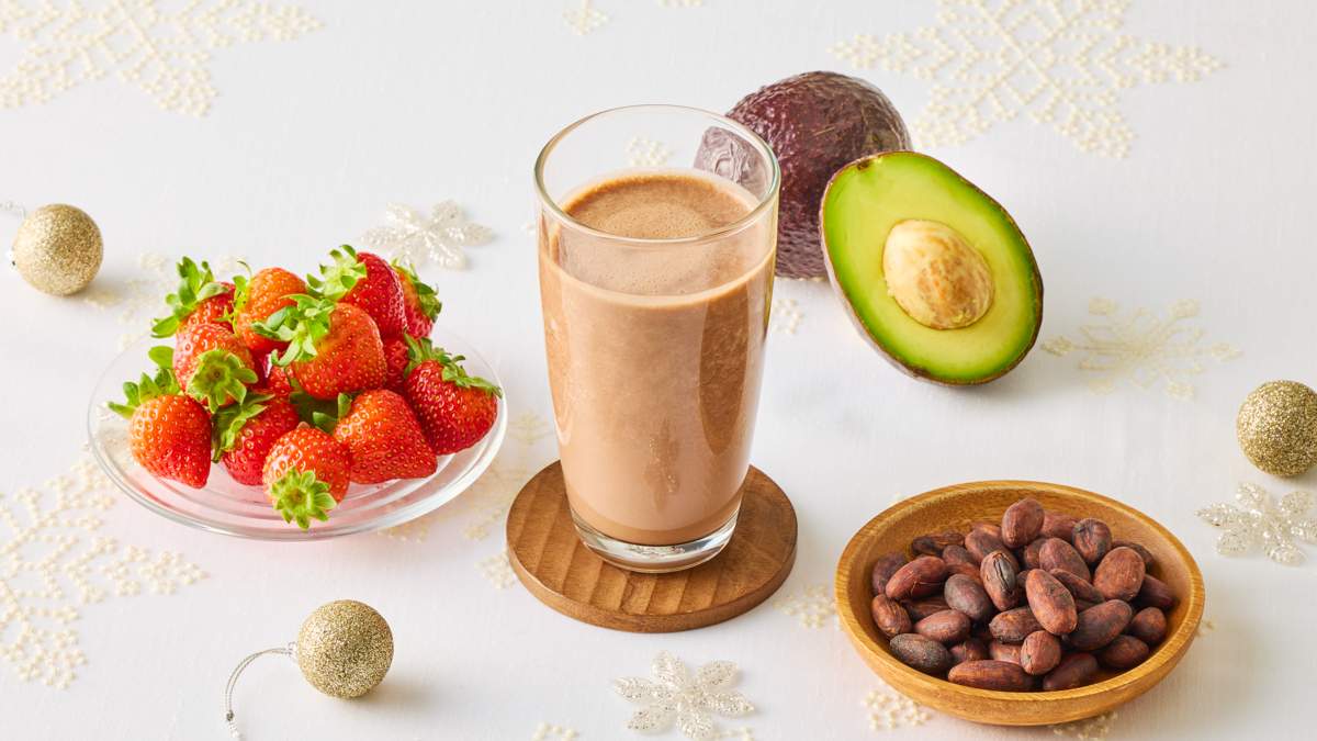 【ストロベリーココアスムージー】甘酸っぱい苺とビターなココアが溶け合う冬の味わいスムージー