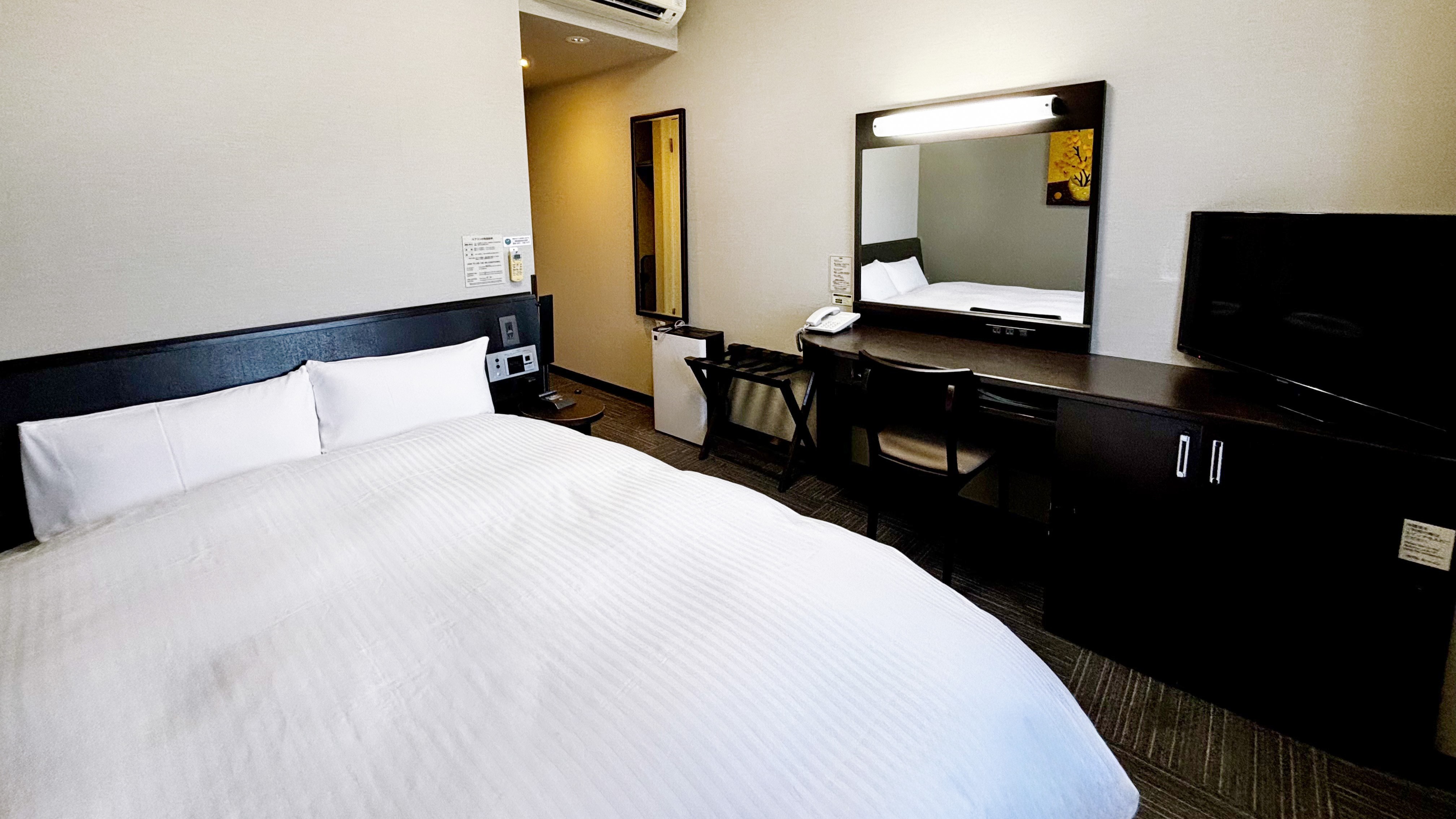 コンフォートセミダブルルーム