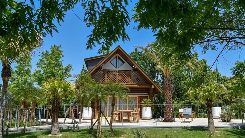 *【ログハウス A-type “Palm Terrace”】そら植物園プロデュースの特別なログハウス