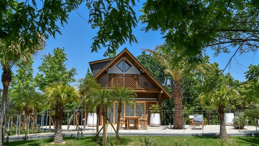 *【ログハウス A-type “Palm Terrace”】そら植物園プロデュースの特別なログハウス