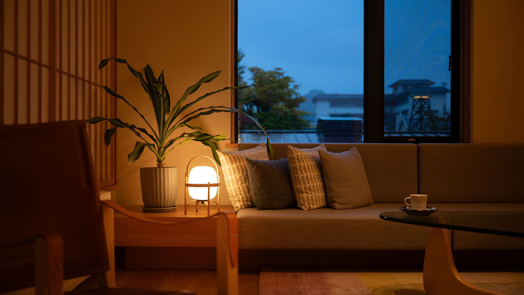 【東亭-プラチナスイート】リビングルーム