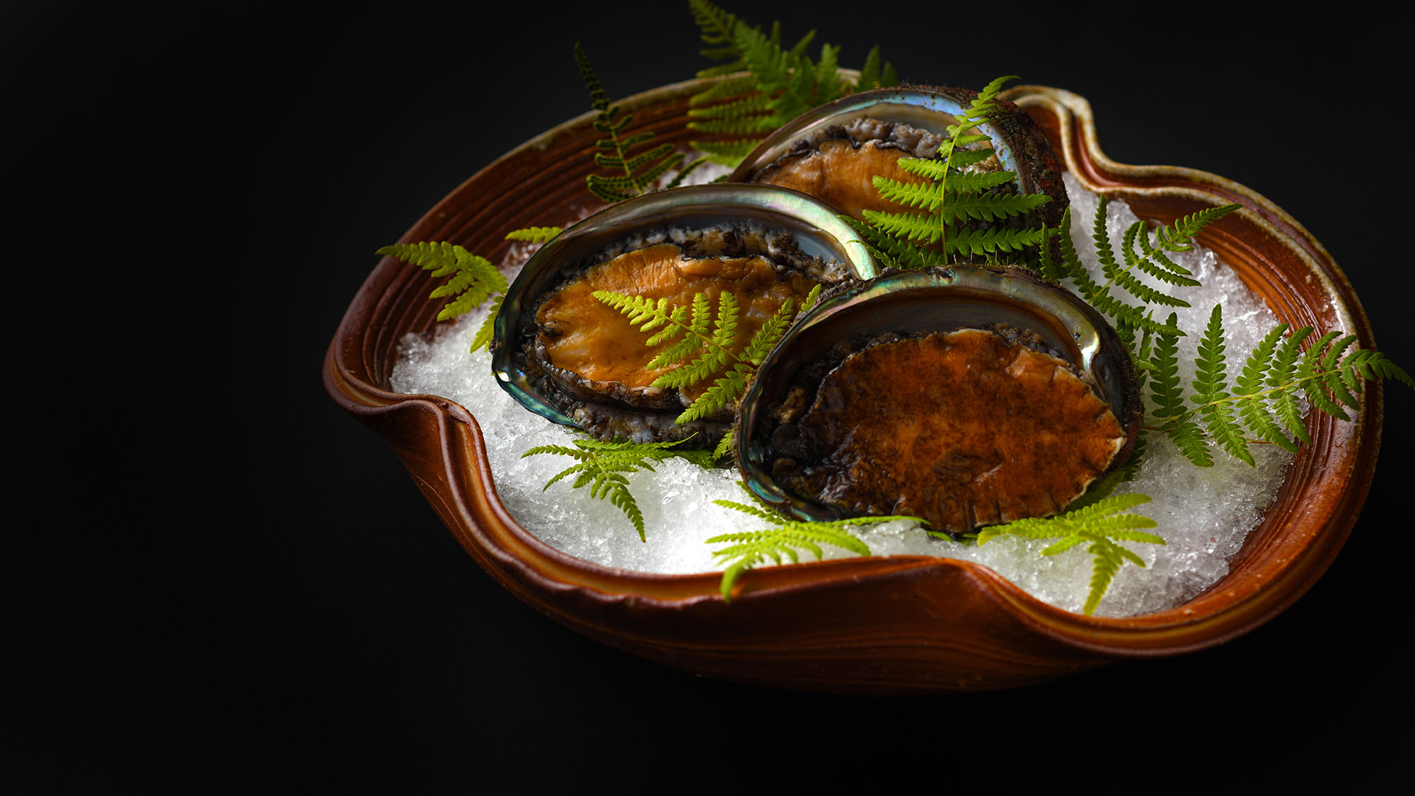 【極の海の幸】厳選した旬の素材をシンプルに。