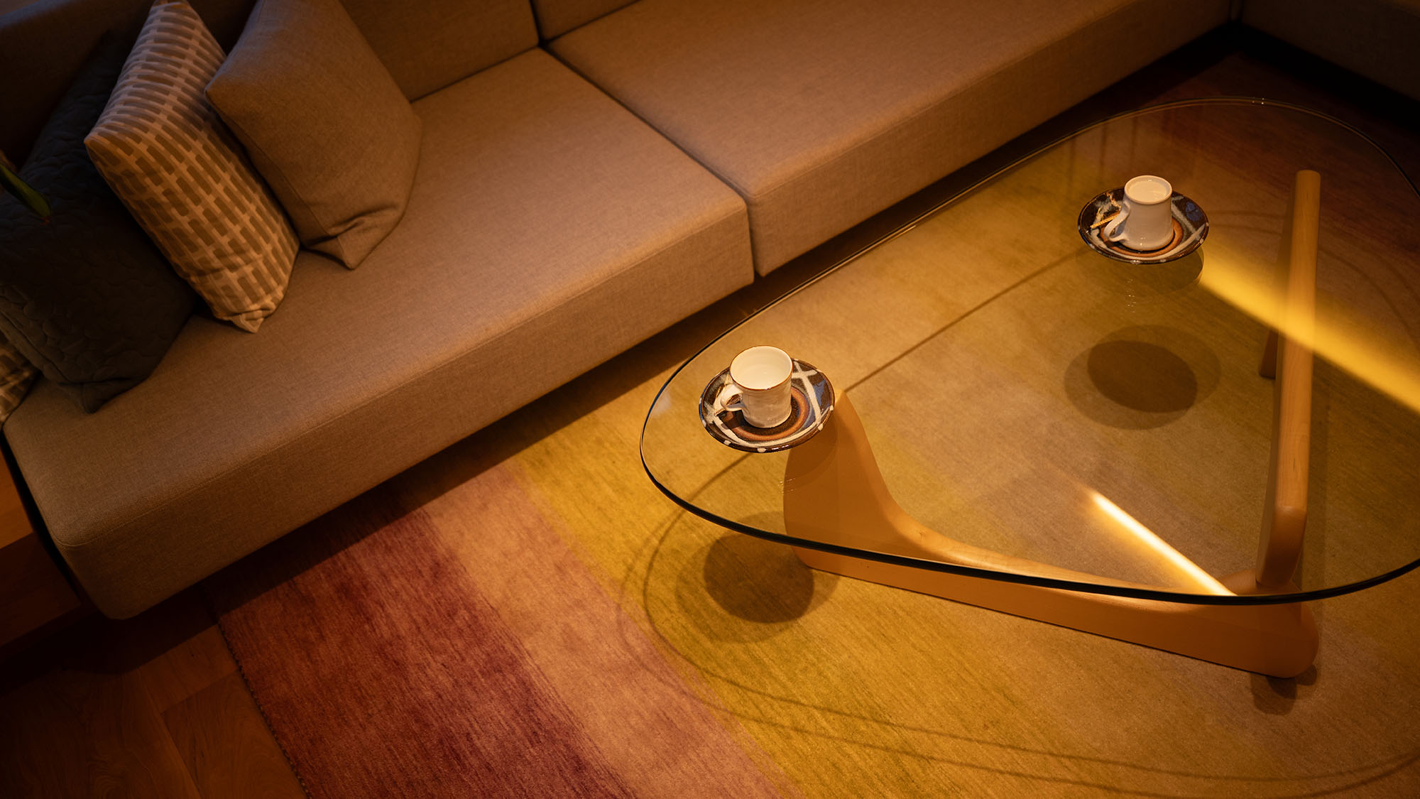 【東亭-プラチナスイート】リビングルーム