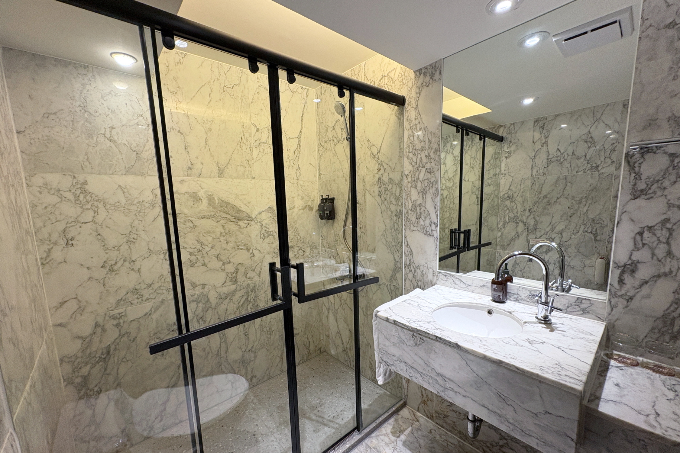 トリプルルーム