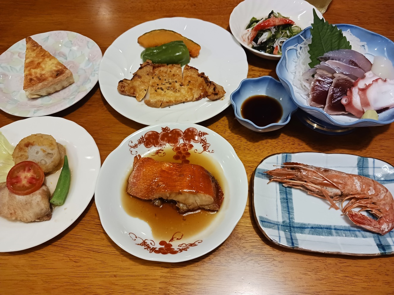 絶景のお部屋と温泉と金目鯛とお刺し身と焼き肉とオレンジのおみやげ付きプラン
