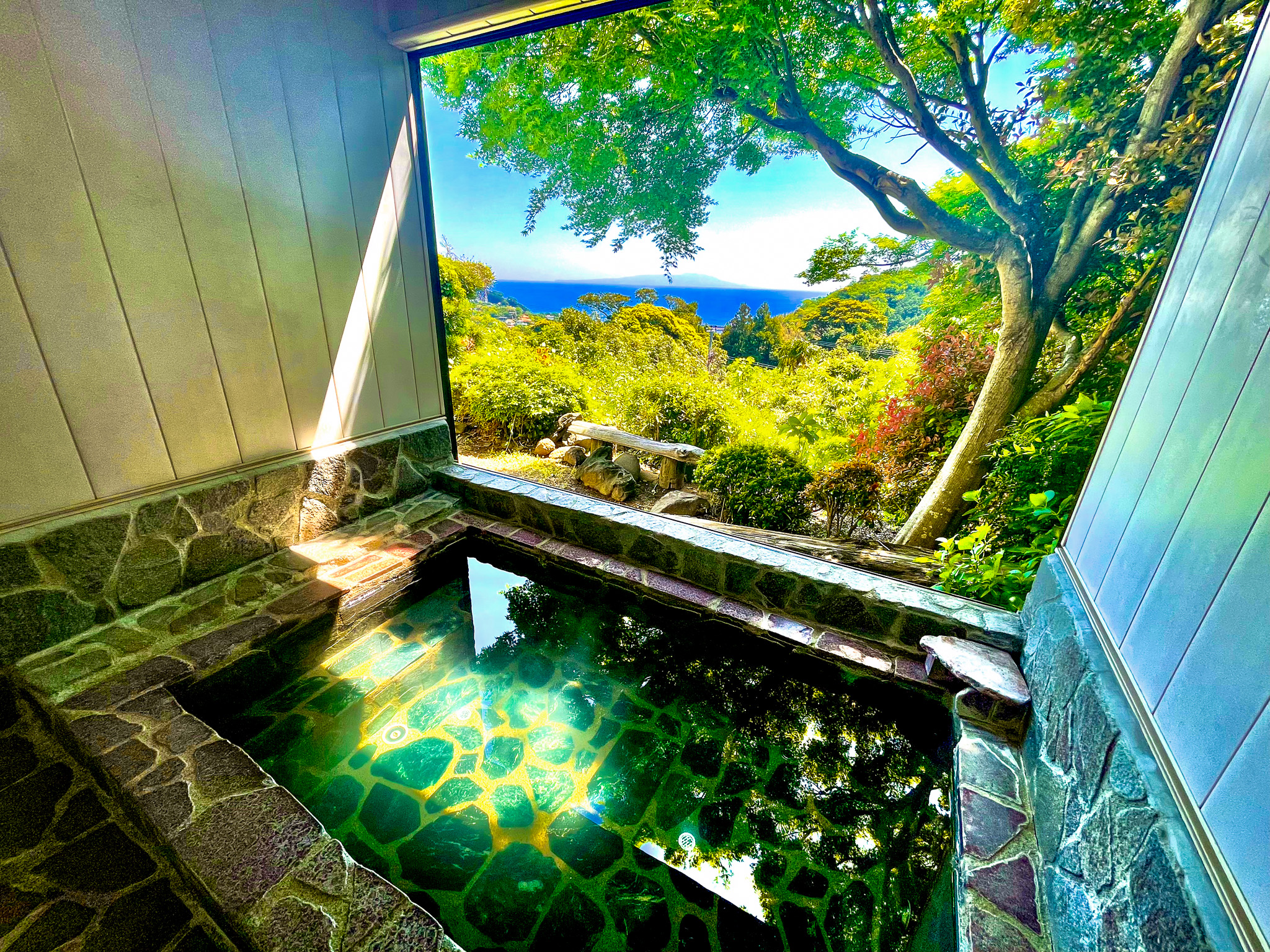 貸切温泉「楓の湯」