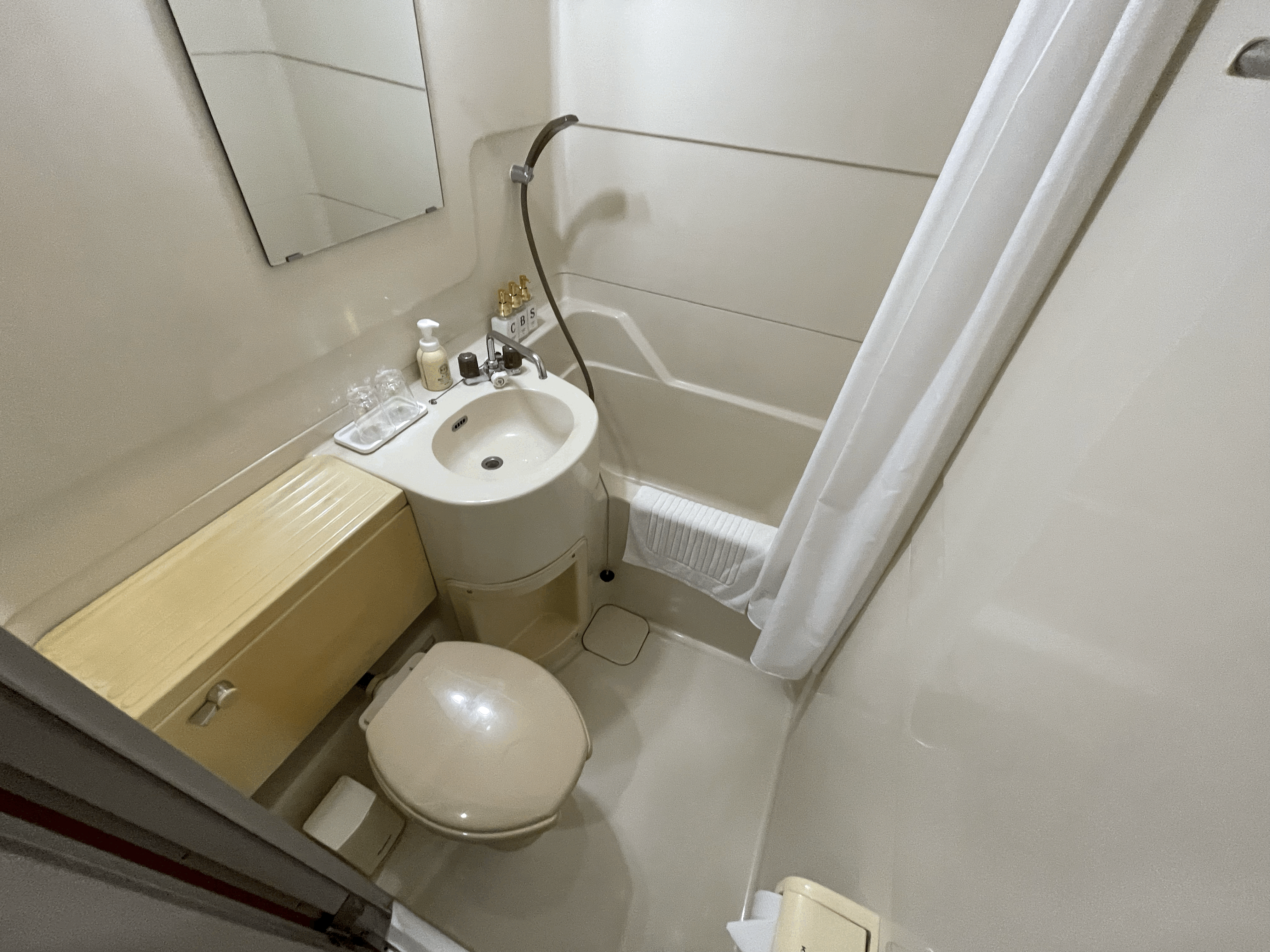 洋室ユニットバス