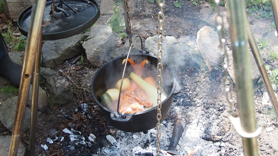 ダッチオーブン料理～金目鯛のハーブ焼き