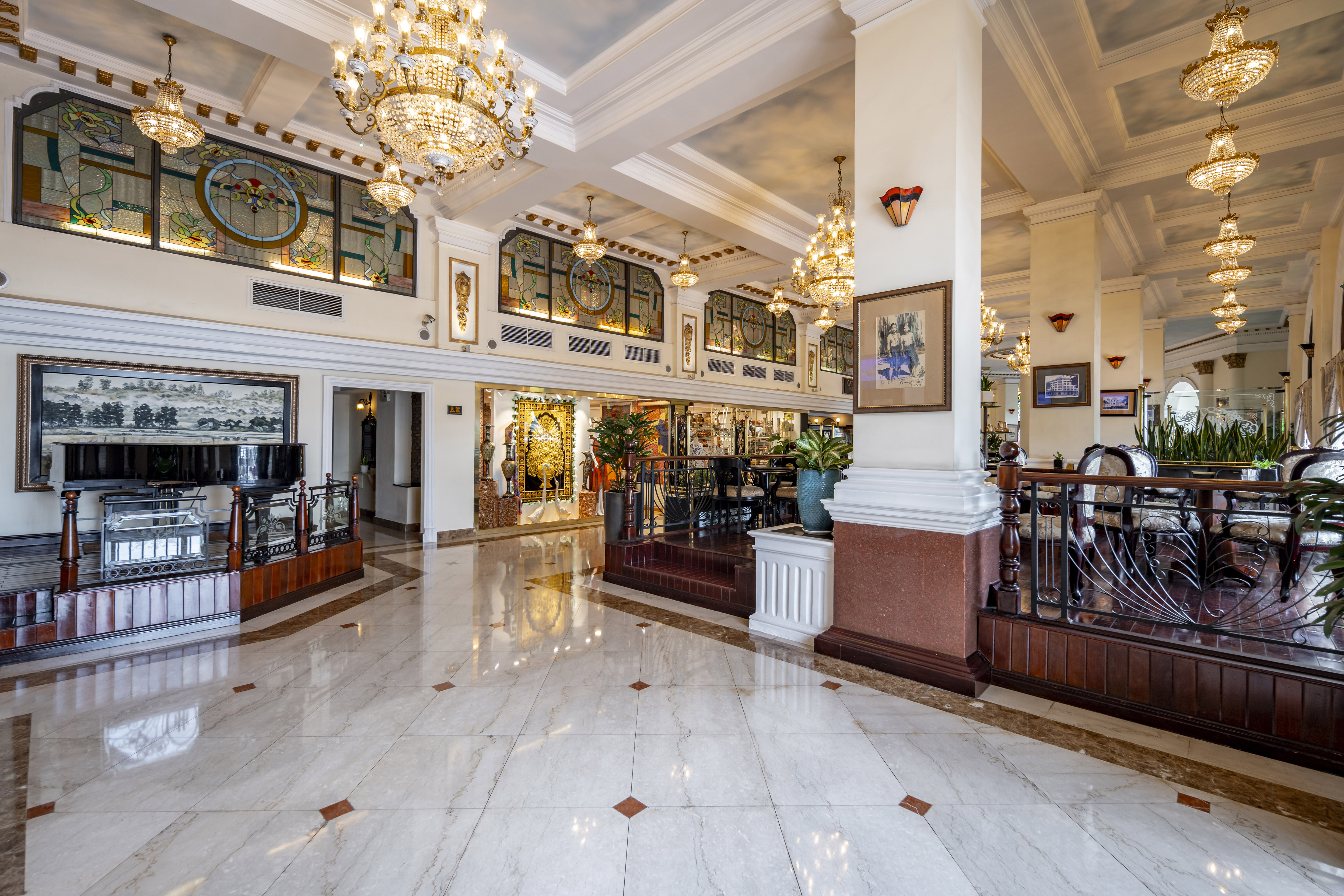 カティーナ ラウンジ