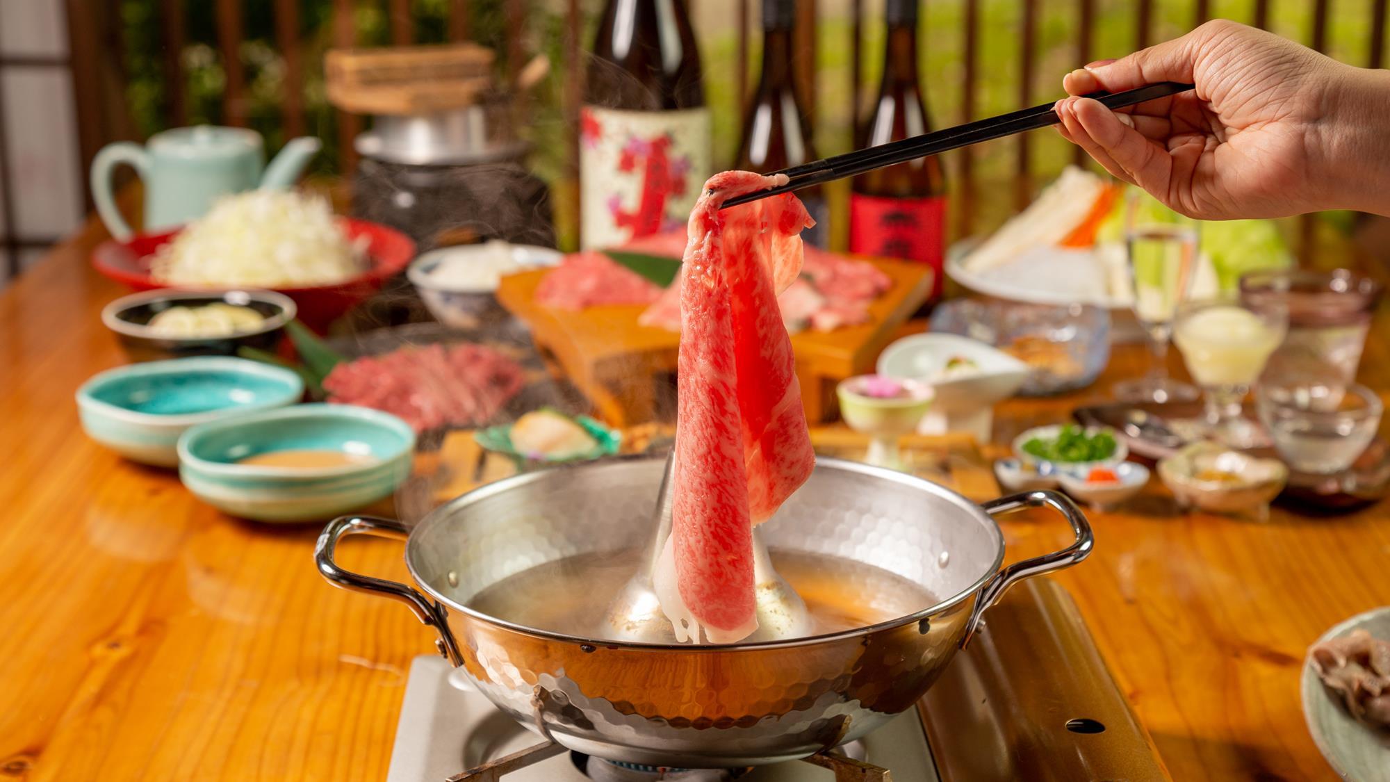 【宮崎牛しゃぶしゃぶ】しゃぶしゃぶは、夏がいい。霧島焼酎と味わう、とろける宮崎牛の涼味旅