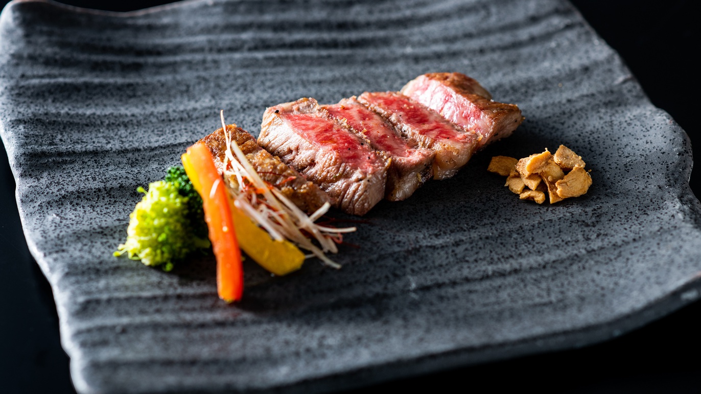 【宮崎牛ヒレステーキ会席】しっとり贅沢…霧島の風とご当地ブランド牛に酔うひととき