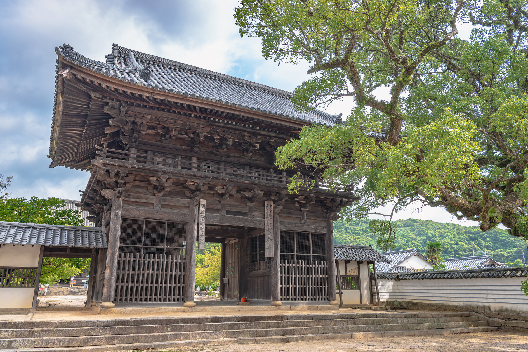【当館から車で5分】聖武天皇の勅願により建立された、歴史ある寺院「周防国分寺」