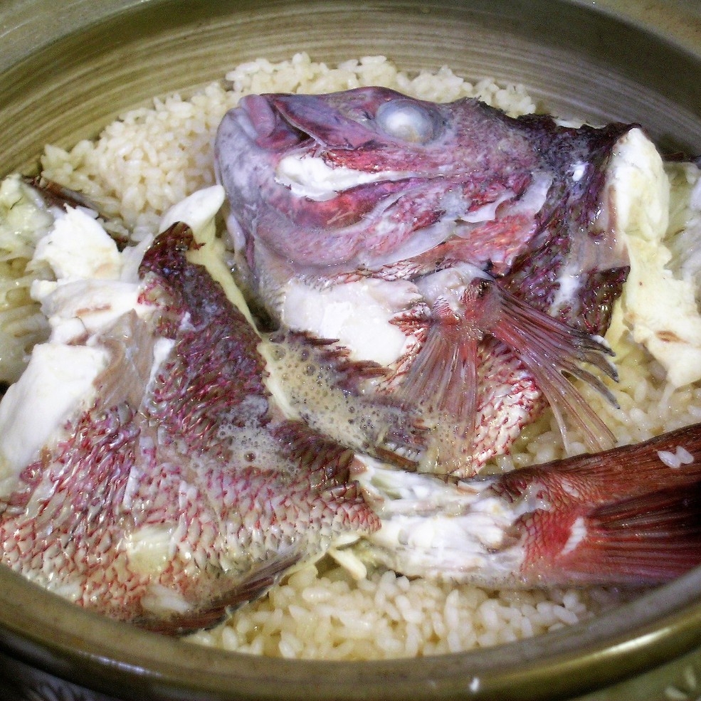 【土鍋で炊く鯛めし！】【鯛・海の幸の船盛】食べづくしプラン