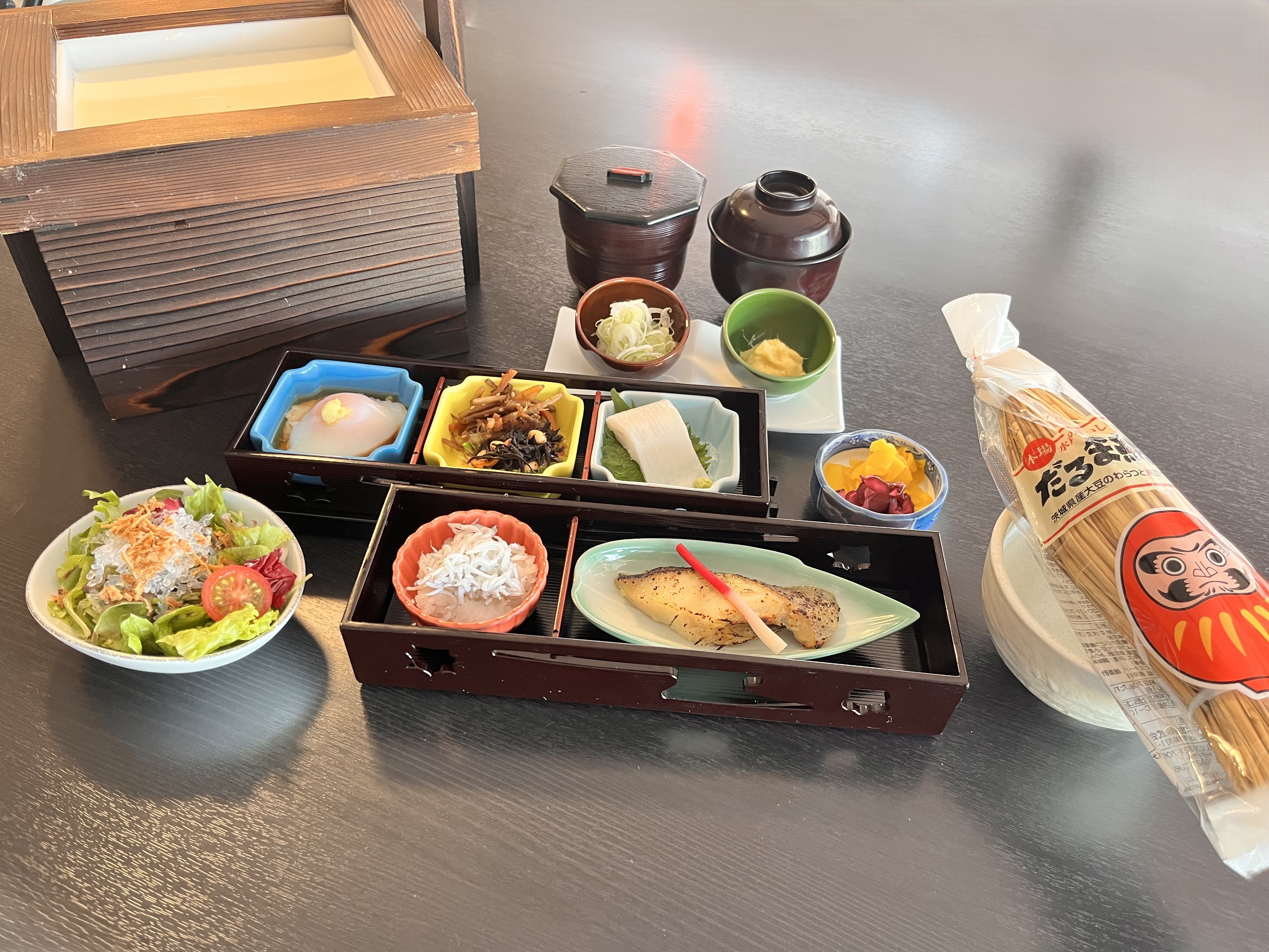 ご朝食　手作り豆腐