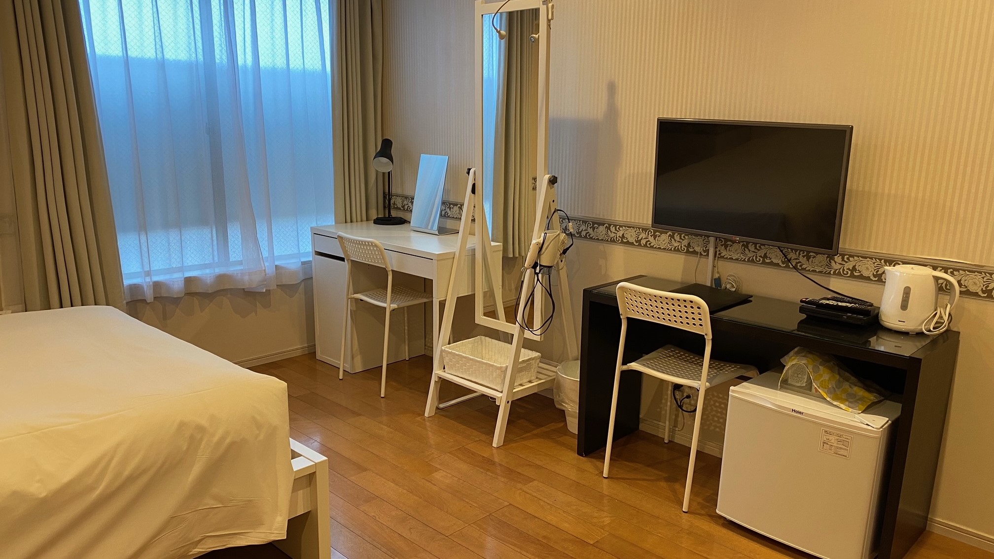 デラックスセミダブル７０１