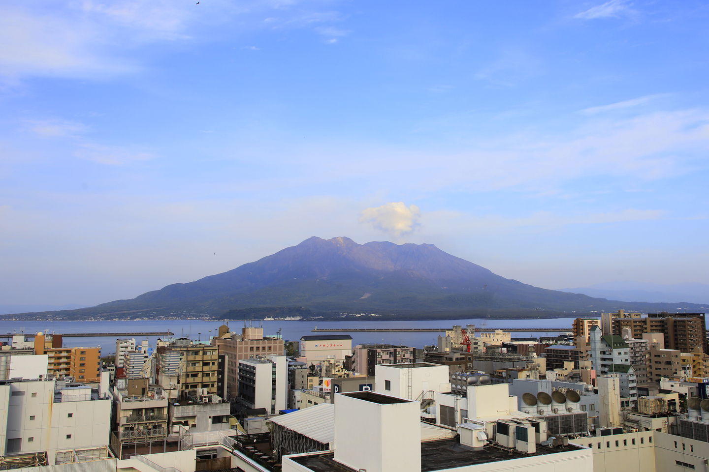 【鹿児島を満喫】観光の中心 「天文館」でゆったり滞在 素泊まり レイトアウト12時プラン