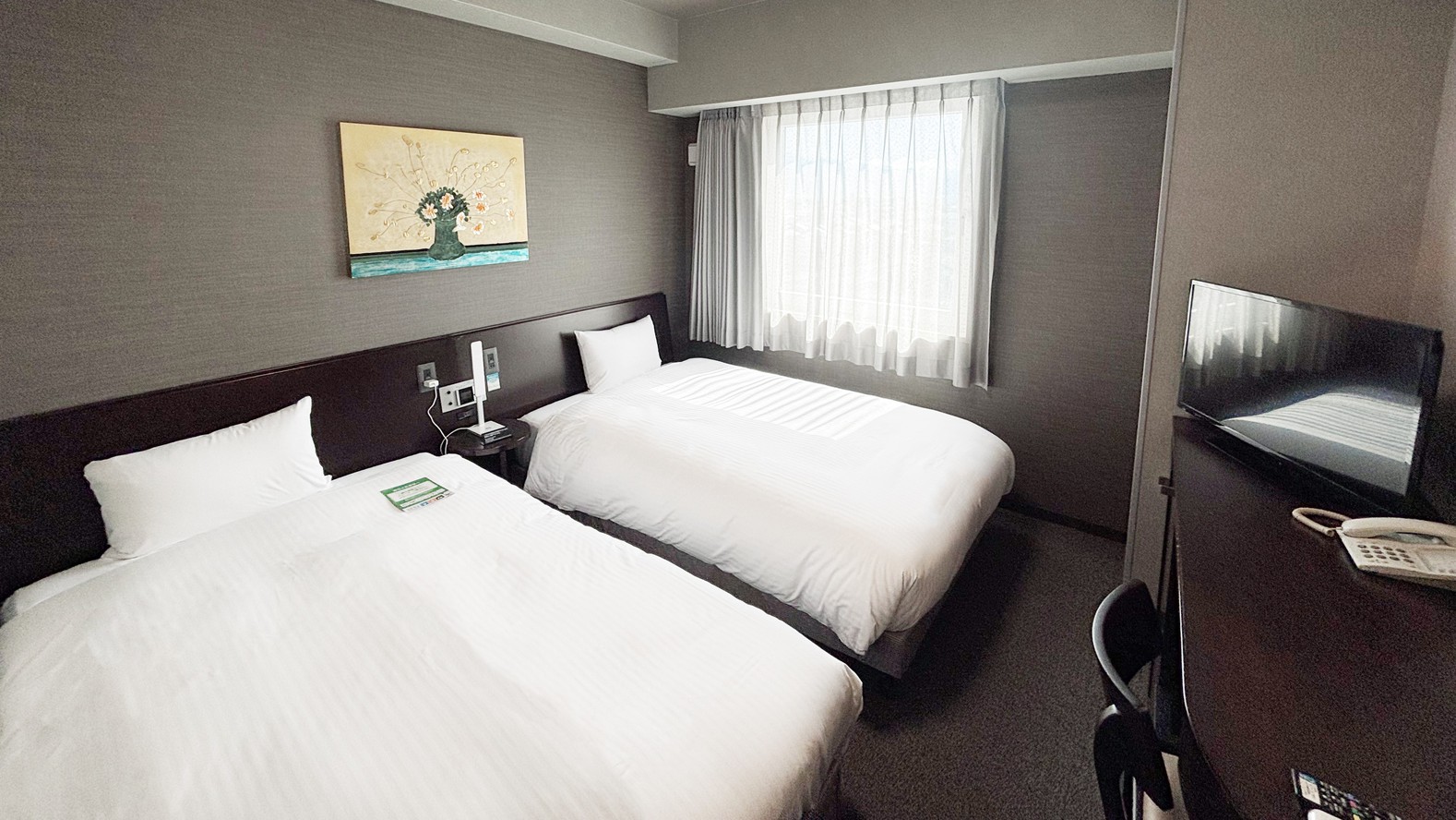 ◆スタンダードツインルーム◆BS･WOWOW視聴可能◆ベッド幅115×196(cm)