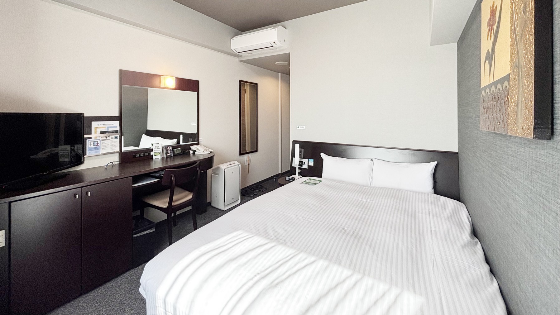 ◆コンフォートセミダブルルーム◆BS･WOWOW視聴可能◆ベッド幅140×196(cm)