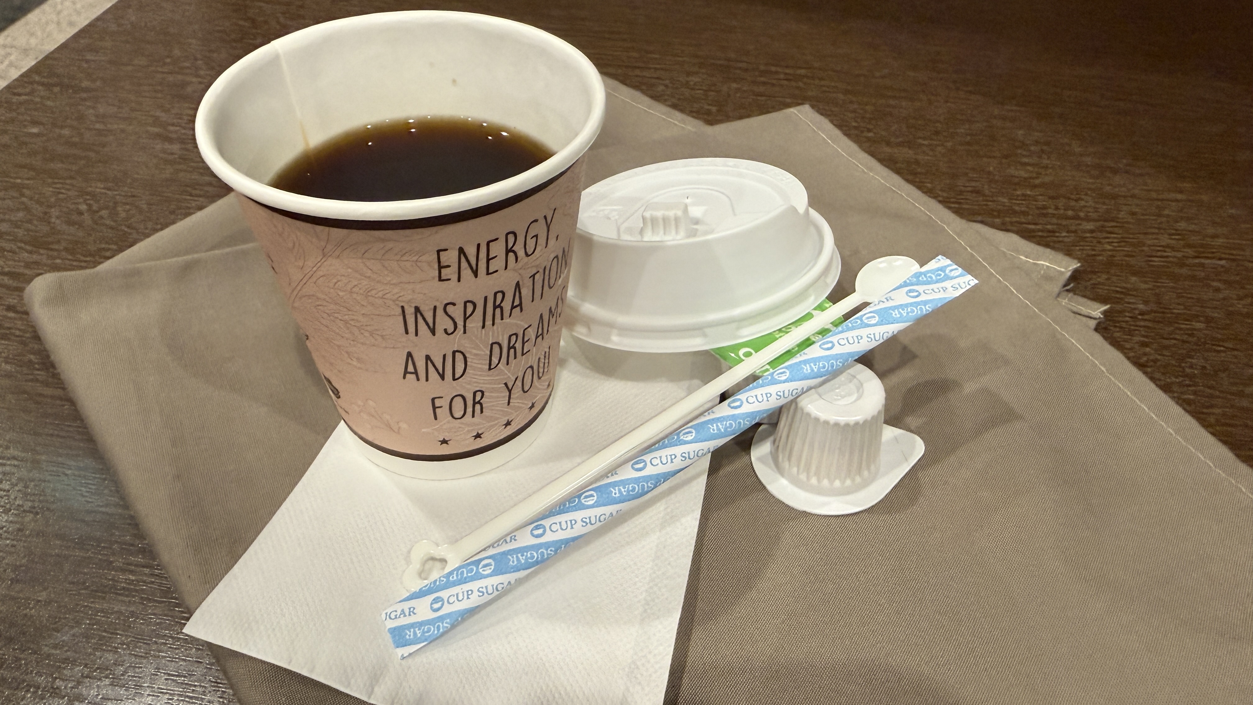 【ウエルカムコーヒー】アメリカン、ブレンドをお選び下さい。ご自由にお召上がりいただけます。