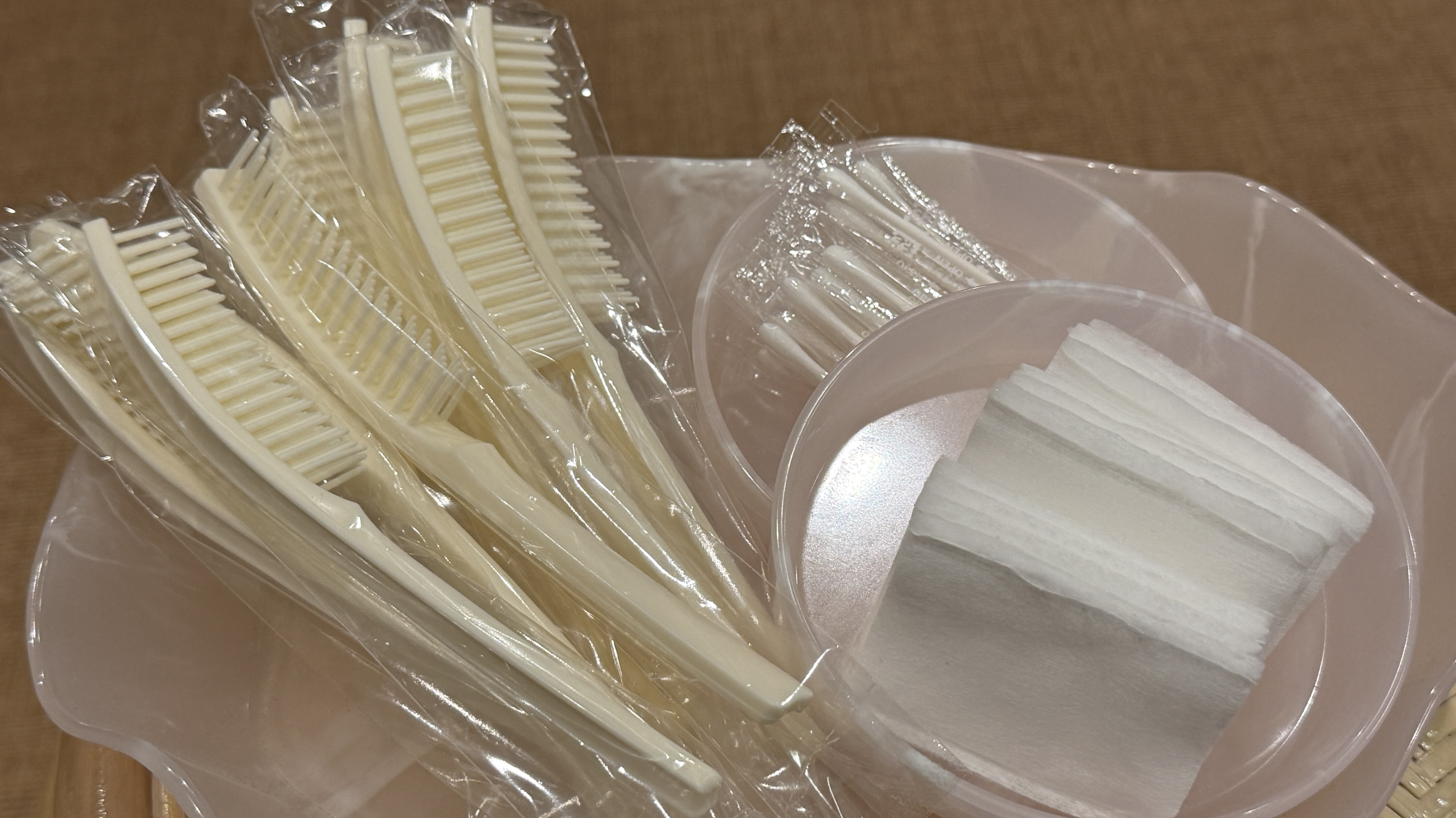 女性用大浴場【ヘアブラシ・綿棒・コットン】