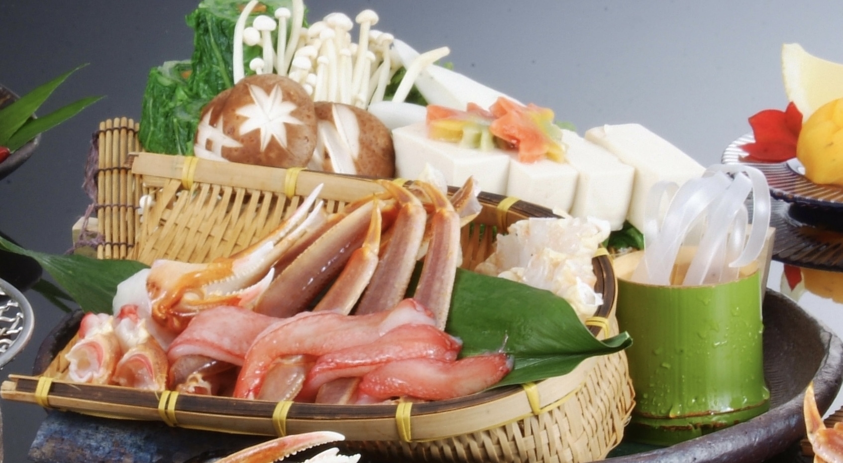 【室数限定★訳アリプラン】冬の会席料理《朱雀》冷凍蟹鍋付き！夕食17：00限定