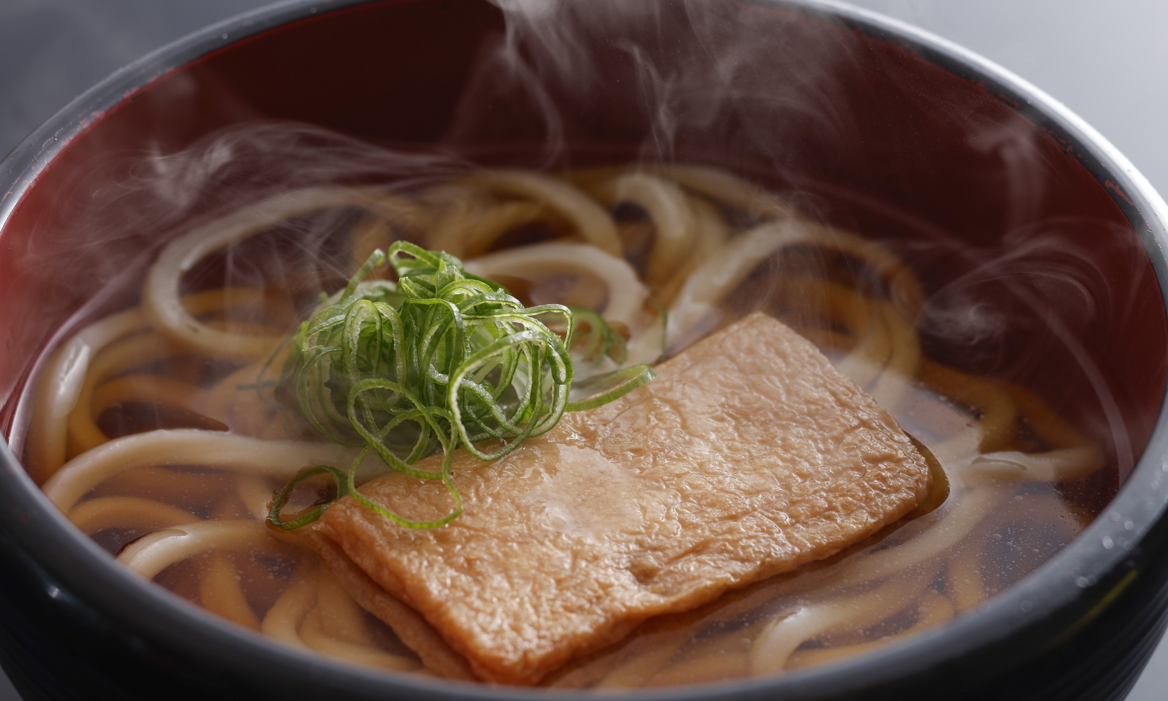 《素泊まり》11時チェックアウトで朝寝坊！お夜食うどんサービスあり★