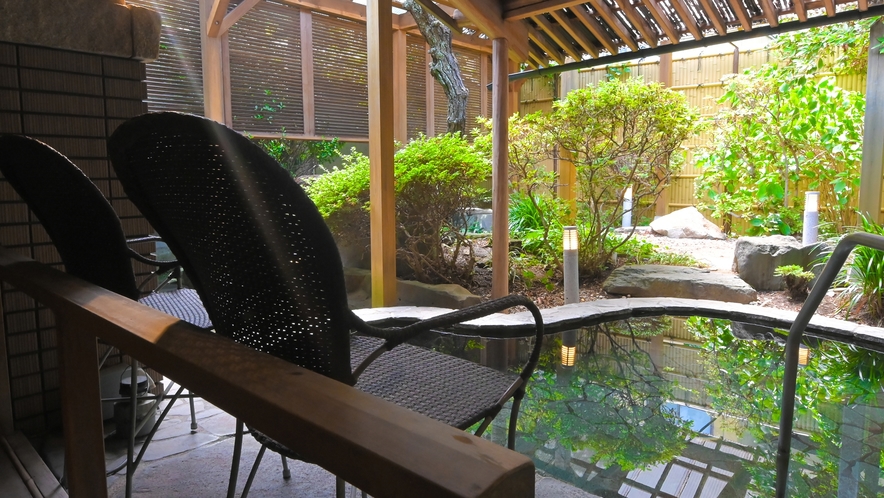 諏訪湖スマートIC開通記念割引【選べる黒毛和牛料理付】豆乳しゃぶしゃぶor信州味噌すきやき【広間食】