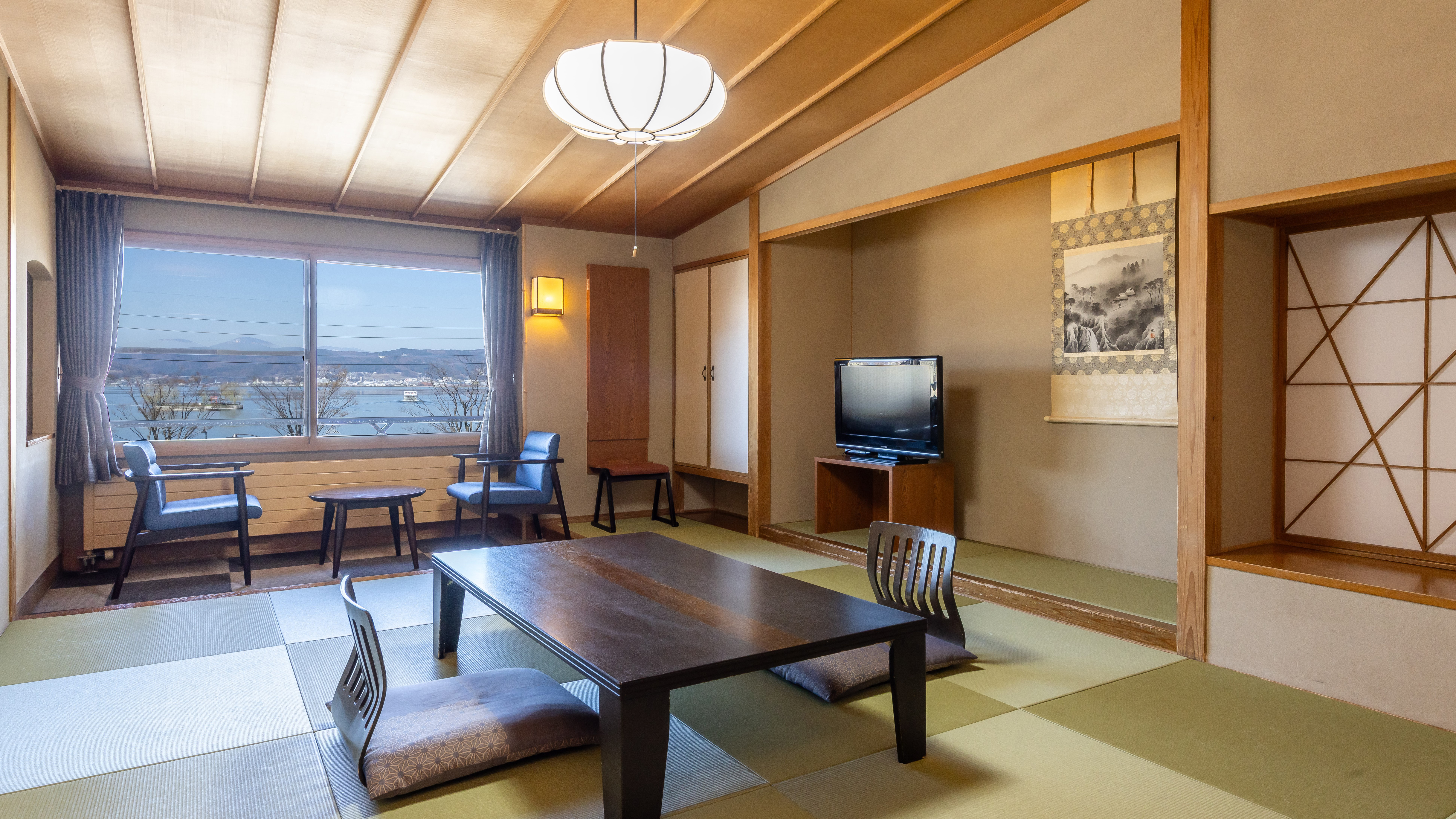 湖側本館客室・低層階＜2-3F＞